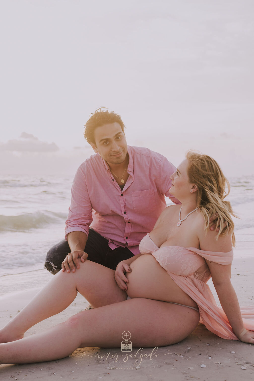 Tampa-maternity-photographer, Tampa beach-maternity-session