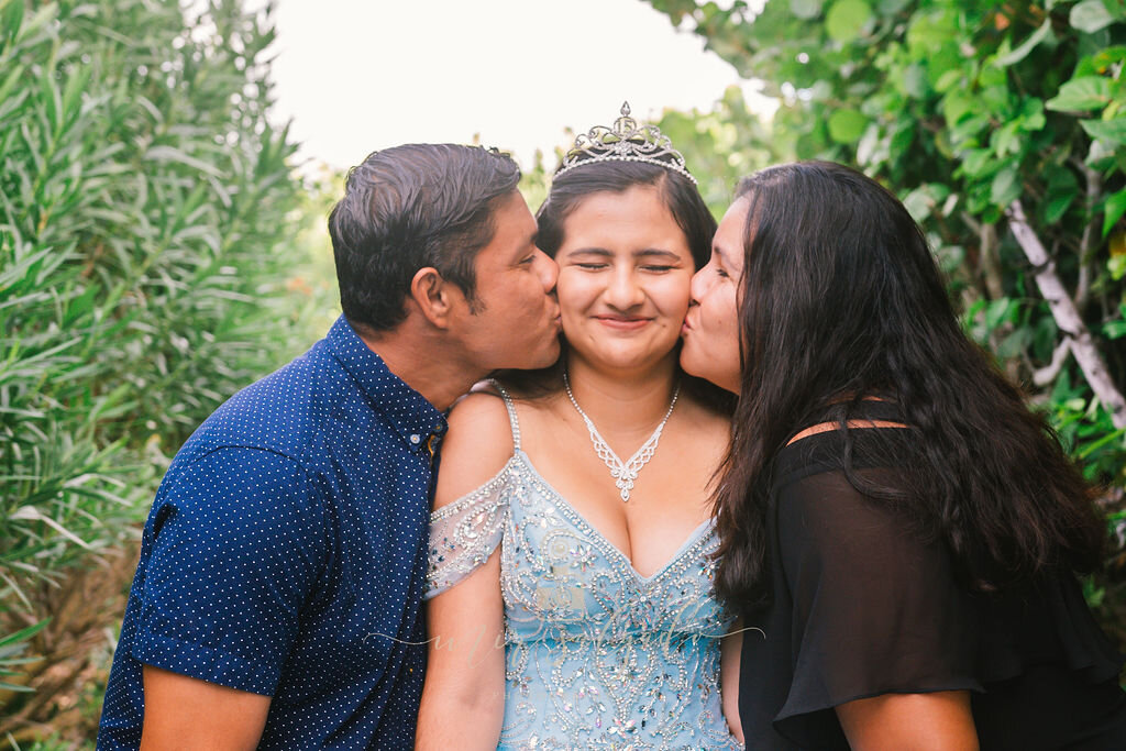Tampa-quinceañera-photographer, Tampa-portrait-session, Tampa-family-session