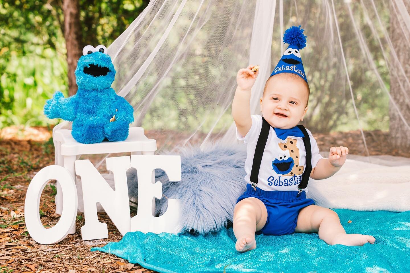 🍪 𝗦𝗠𝗔𝗦𝗛 𝗖𝗔𝗞𝗘 𝗦𝗘𝗦𝗦𝗜𝗢𝗡 🍪
I love this kind of sessions!! Always so much fun , swipe ⬅️ to see the one with his big brother!
.
What&rsquo;s your favorite character?? Did you have a favorite character as a kid??? 
.

.
Check the link in 