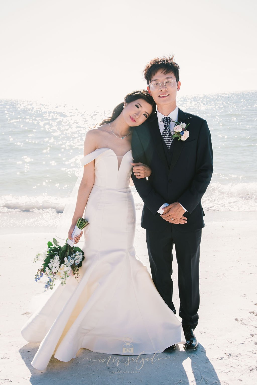 asian-couple, beach-scenery, tea-&amp;-zack-wedding, tampa-wedding, wedding-venue, wedding-photos, couple-photos