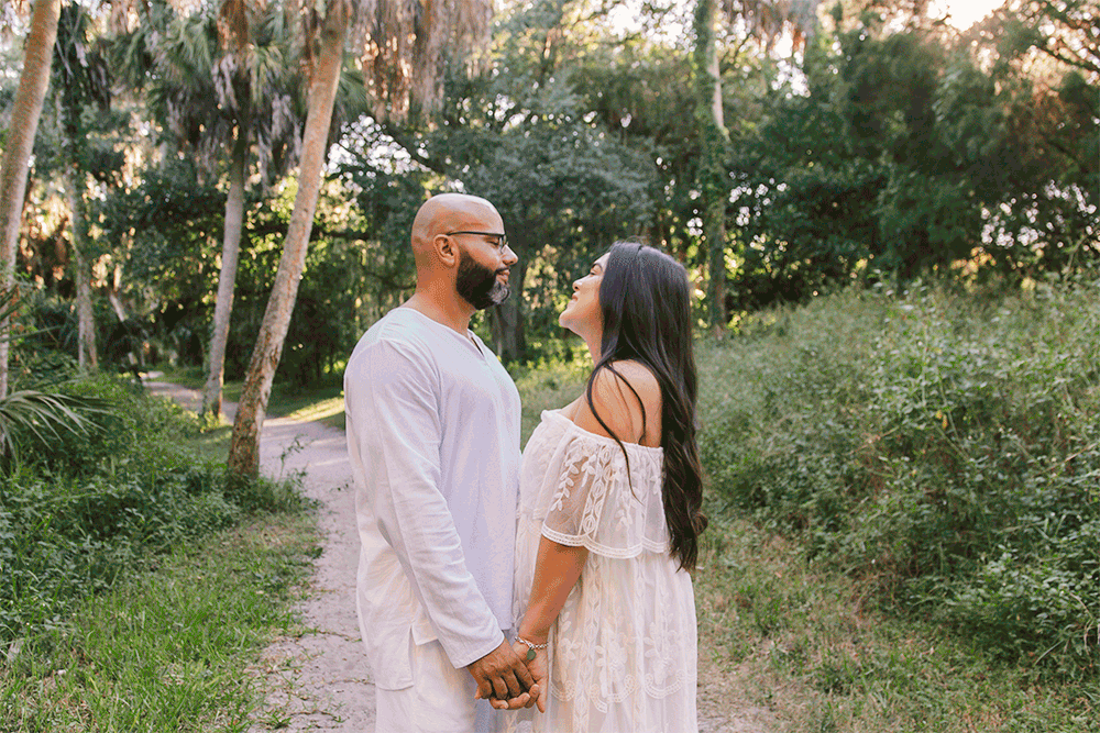 Philippe Park Maternity Session | Felix & Yaritza