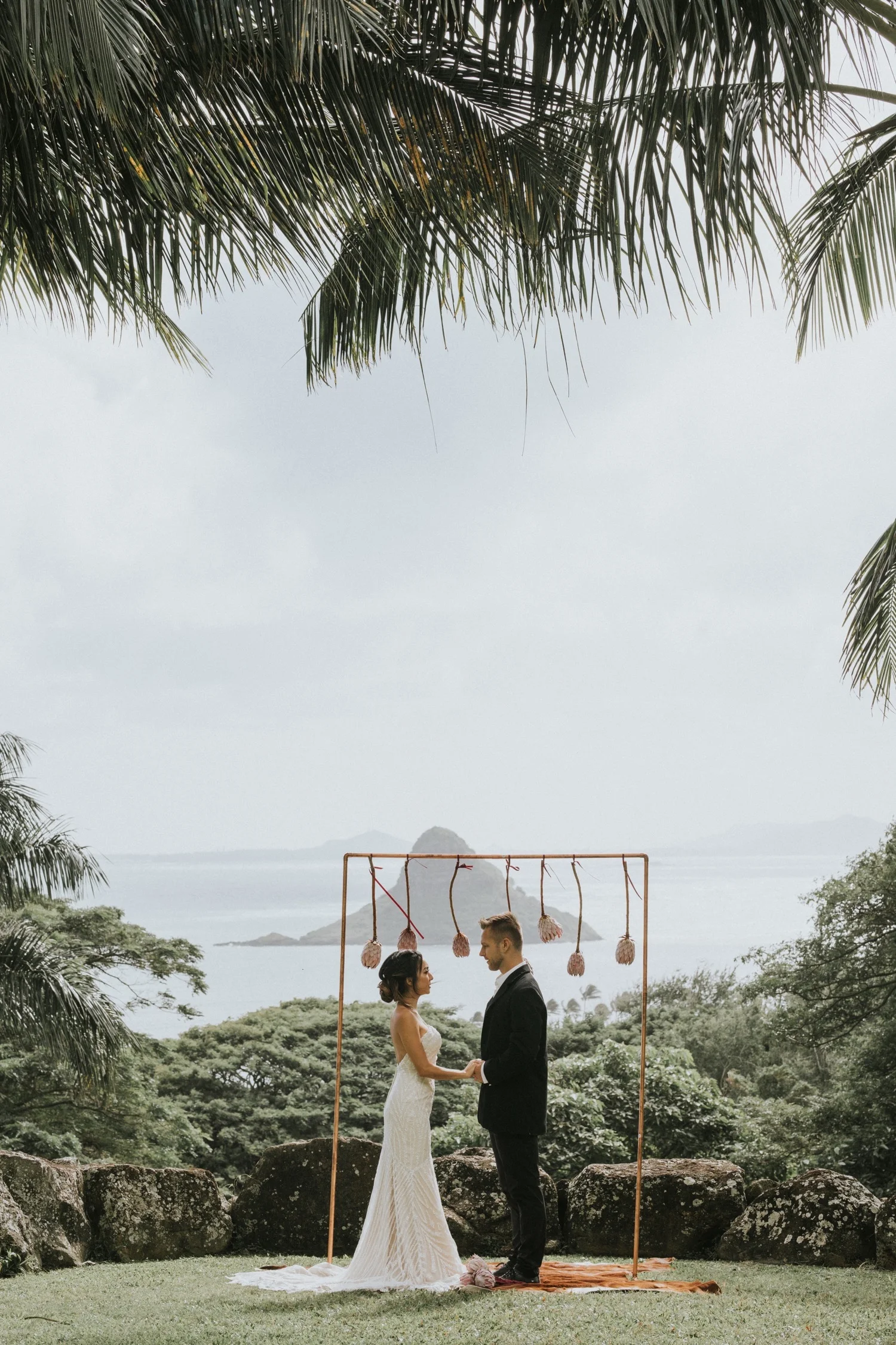 kualoa ranch, wedding at kualoa ranch, kualoa ranch wedding photographer, oahu wedding photographer, elopement at kualoa ranch, jurassic park wedding, destination wedding photographer, oahu elopement