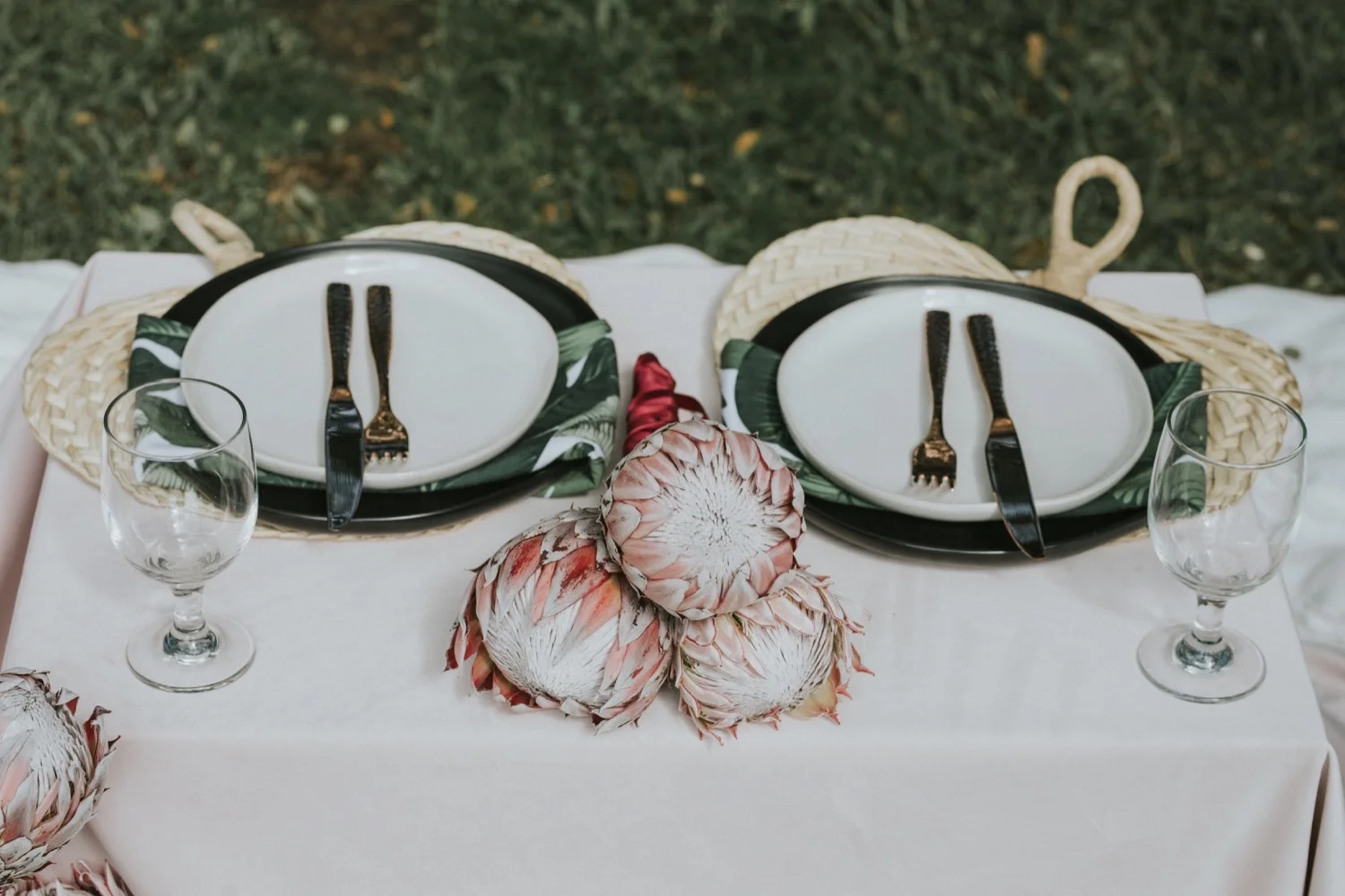 kualoa ranch, wedding at kualoa ranch, kualoa ranch wedding photographer, oahu wedding photographer, elopement at kualoa ranch, jurassic park wedding, destination wedding photographer, oahu elopement