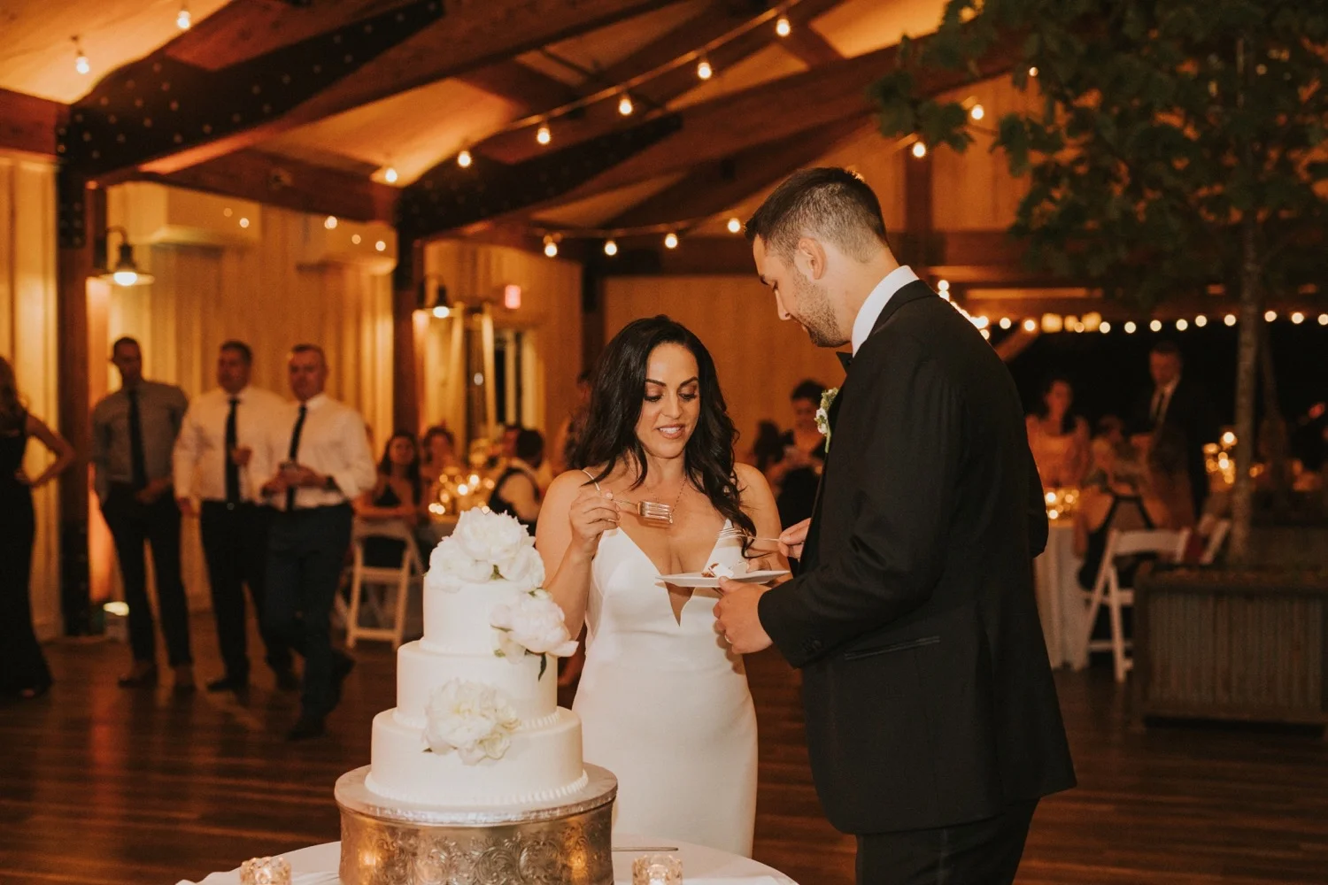 red maple vineyard, red maple vineyard wedding, hudson valley wedding, hudson valley wedding photographer, new york vineyard wedding, new york wedding, new york wedding