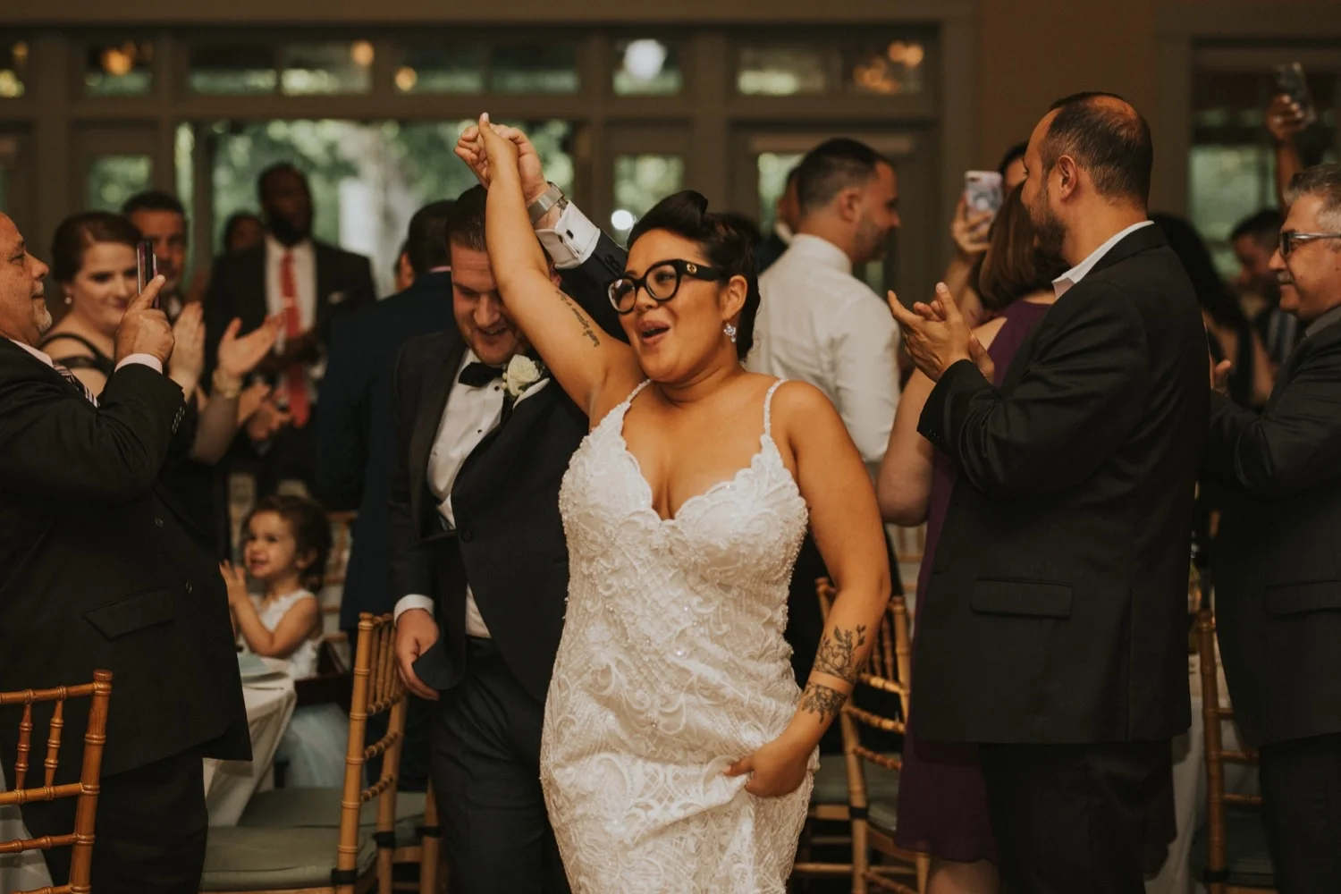 hudson valley wedding photographer, locust grove, locust grove wedding, new york wedding, spring wedding, hudson valley wedding, bridal party, wedding reception
