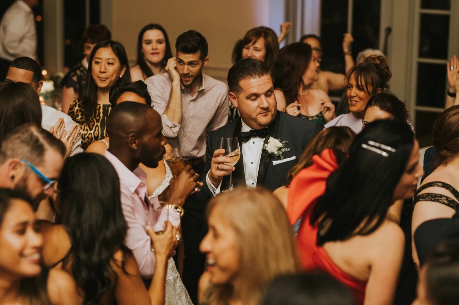 hudson valley wedding photographer, locust grove, locust grove wedding, new york wedding, spring wedding, hudson valley wedding, bridal party, wedding reception