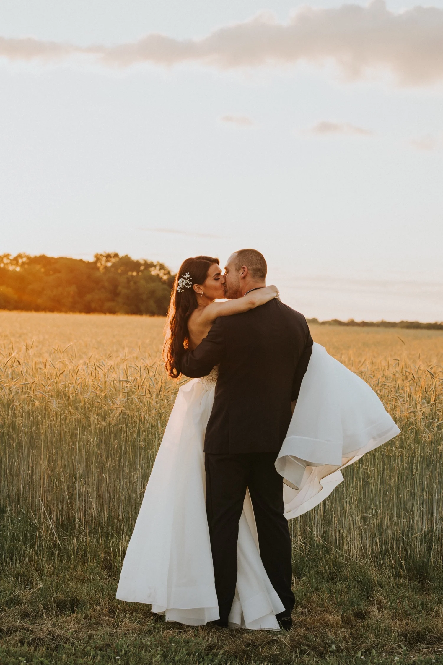 Hudson Valley Wedding Photographer, Hamptons Wedding Photographer, The Vineyards at Aquebogue, Long Island Wedding Photographer, New York Wedding Photographer, Wedding Invitations, Wedding Ceremony