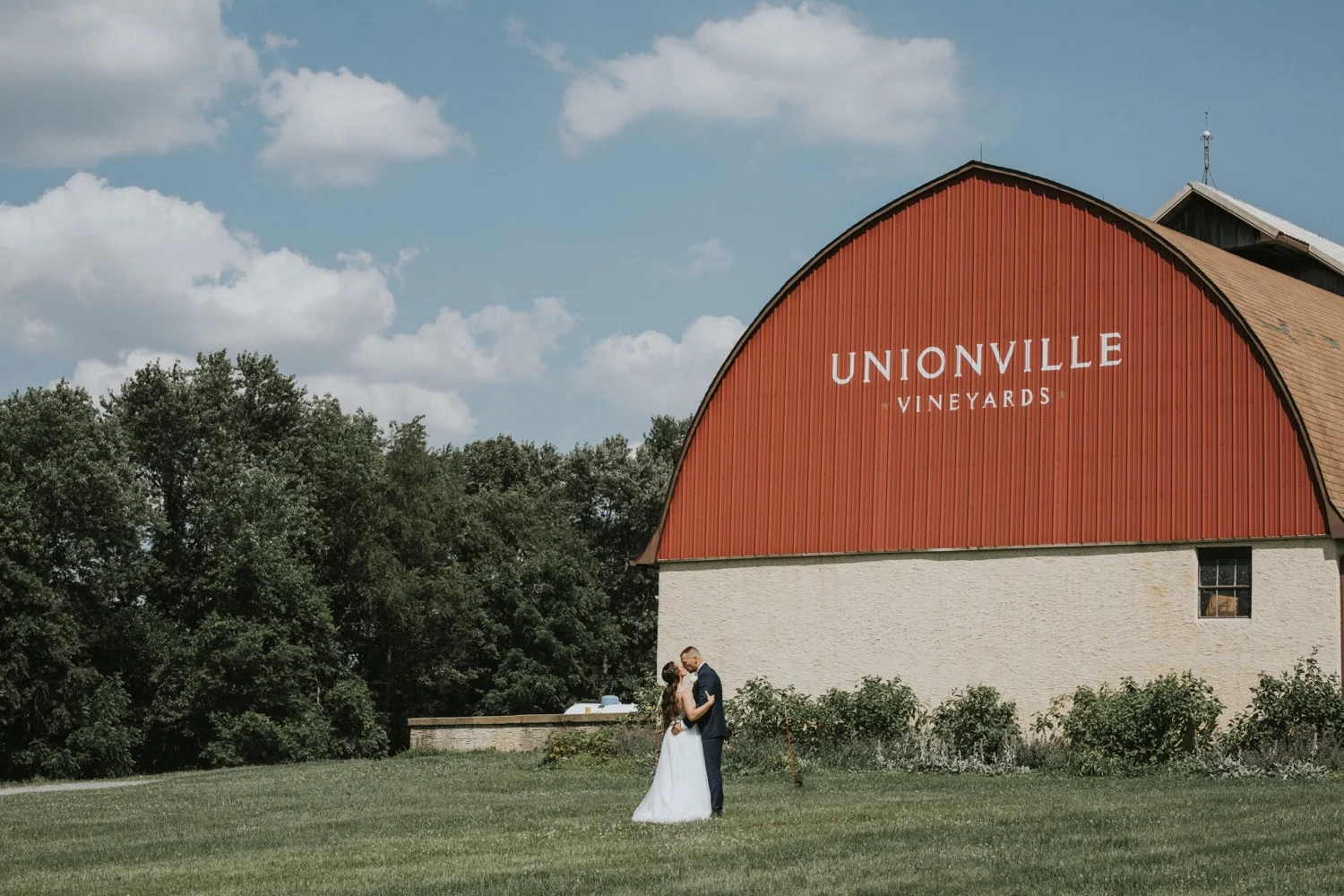 hudson valley wedding photographer, hudson valley wedding, unionville vineyards, unionville wedding, unionville vineyards wedding, wedding details, wedding invite flat lay, new jersey wedding