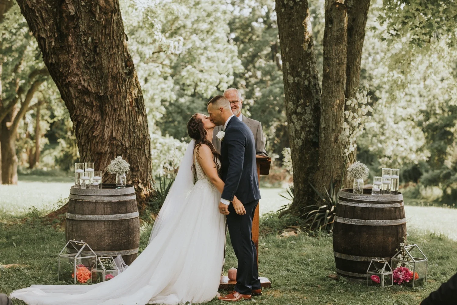 hudson valley wedding photographer, hudson valley wedding, unionville vineyards, unionville wedding, unionville vineyards wedding, wedding details, wedding invite flat lay, new jersey wedding
