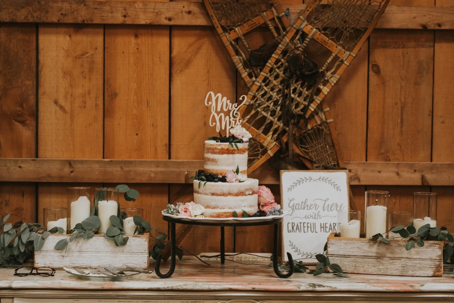 Wedding Invitations, Fiddle Lakes Farm, Fiddle Lakes Wedding, Hudson Valley Wedding Photographer, New York Wedding Photographer, Reception Details, Tablescapes, Wedding Cake