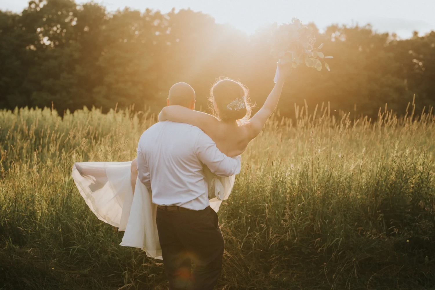 Wedding Invitations, Fiddle Lakes Farm, Fiddle Lakes Wedding, Hudson Valley Wedding Photographer, New York Wedding Photographer, Bridal PArty, Sunset Photos