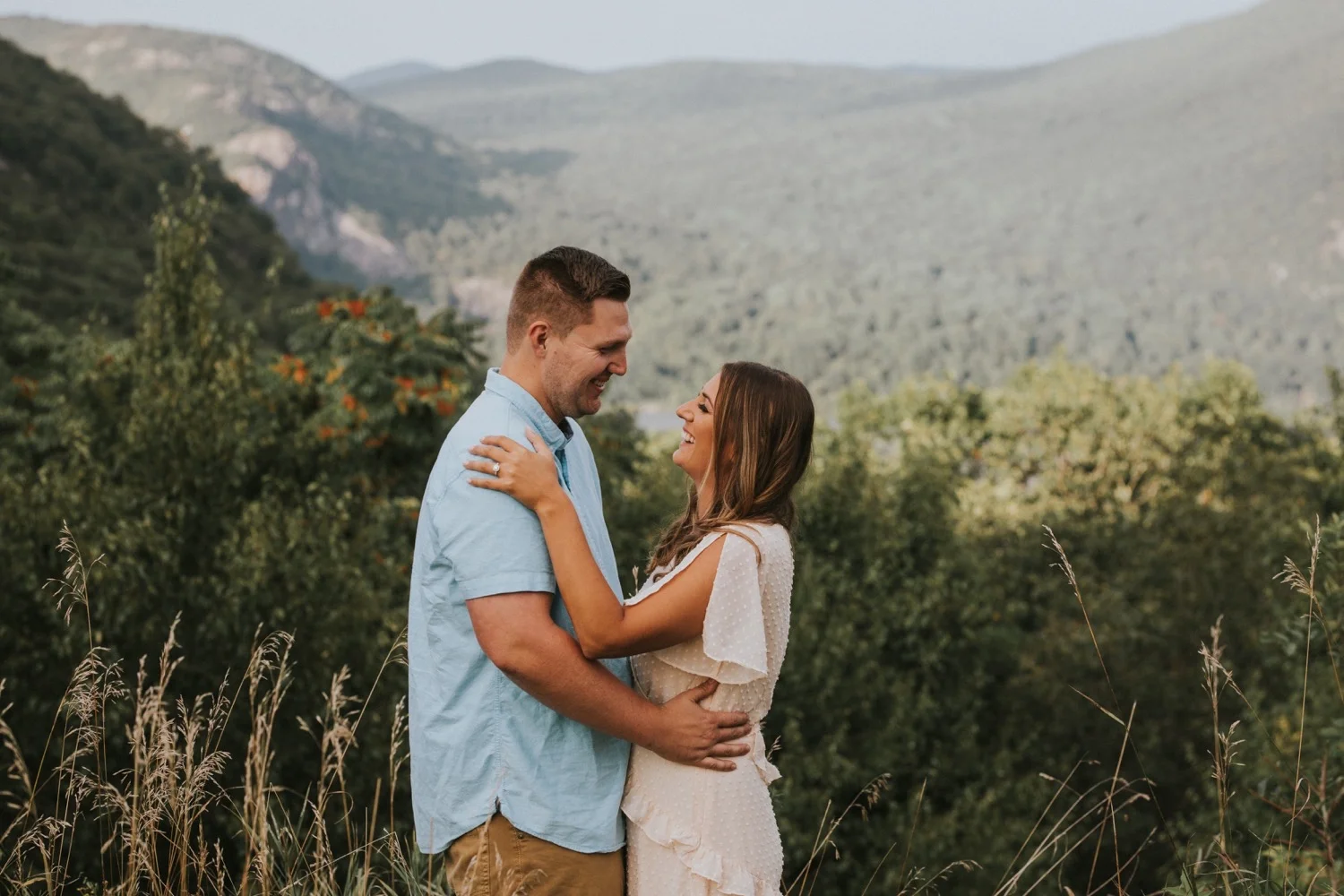 Hudson Valley Wedding Photographer, New York Wedding Photographer, Hudson Valley Engagement Session, Storm King Mountain, Moodna Viaduct, Cornwall Wedding Photographer
