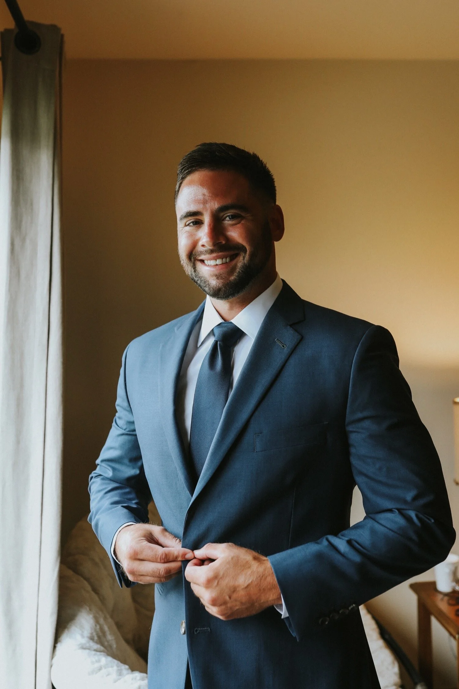 Hudson Valley Wedding Photographer, Brotherhood Winery, Brotherhood Winery Wedding, Justin Alexander Dress, Vassar College Chapel