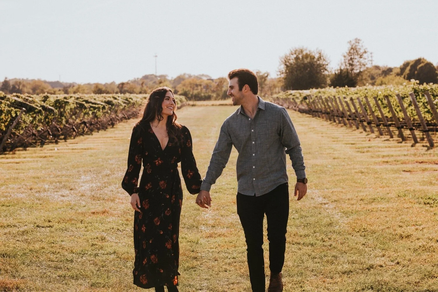Hudson Valley Wedding Photographer, Soundview Greenport, Hamptons Engagement Session, Long Island Engagement Session, New York Engagement Session, Corey Creek Tap Room