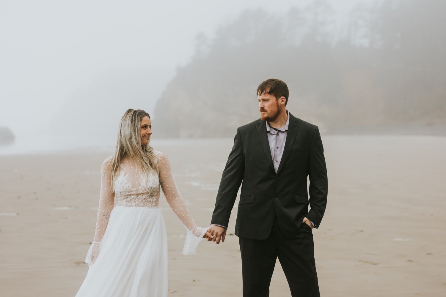 Oregon Wedding Photographer, Ecola State Park Elopement, Cannon Beach Elopement, Hug Point Oregon, Oregon Elopement, Oregon Elopement Photographer