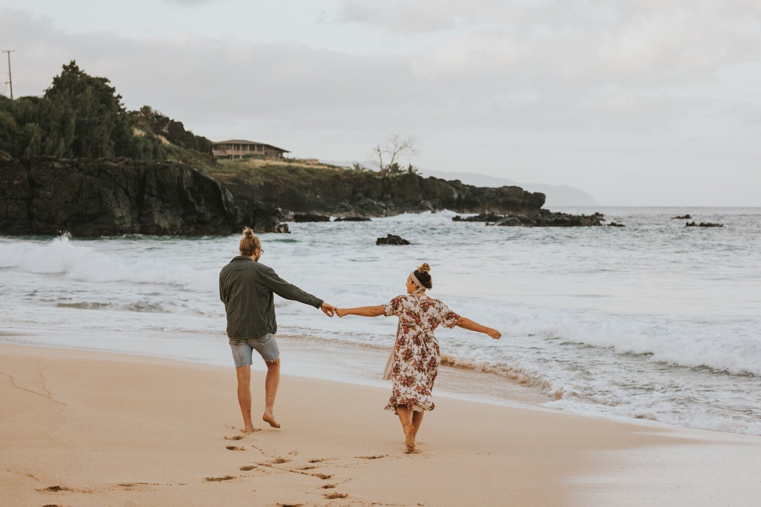 Waimea Valley, Waimea Bay, Waimea Oahu, Waimea Valley Botanical Gardens, Waimea Valley Wedding, Oahu Wedding Photographer, Oahu Couple's Session