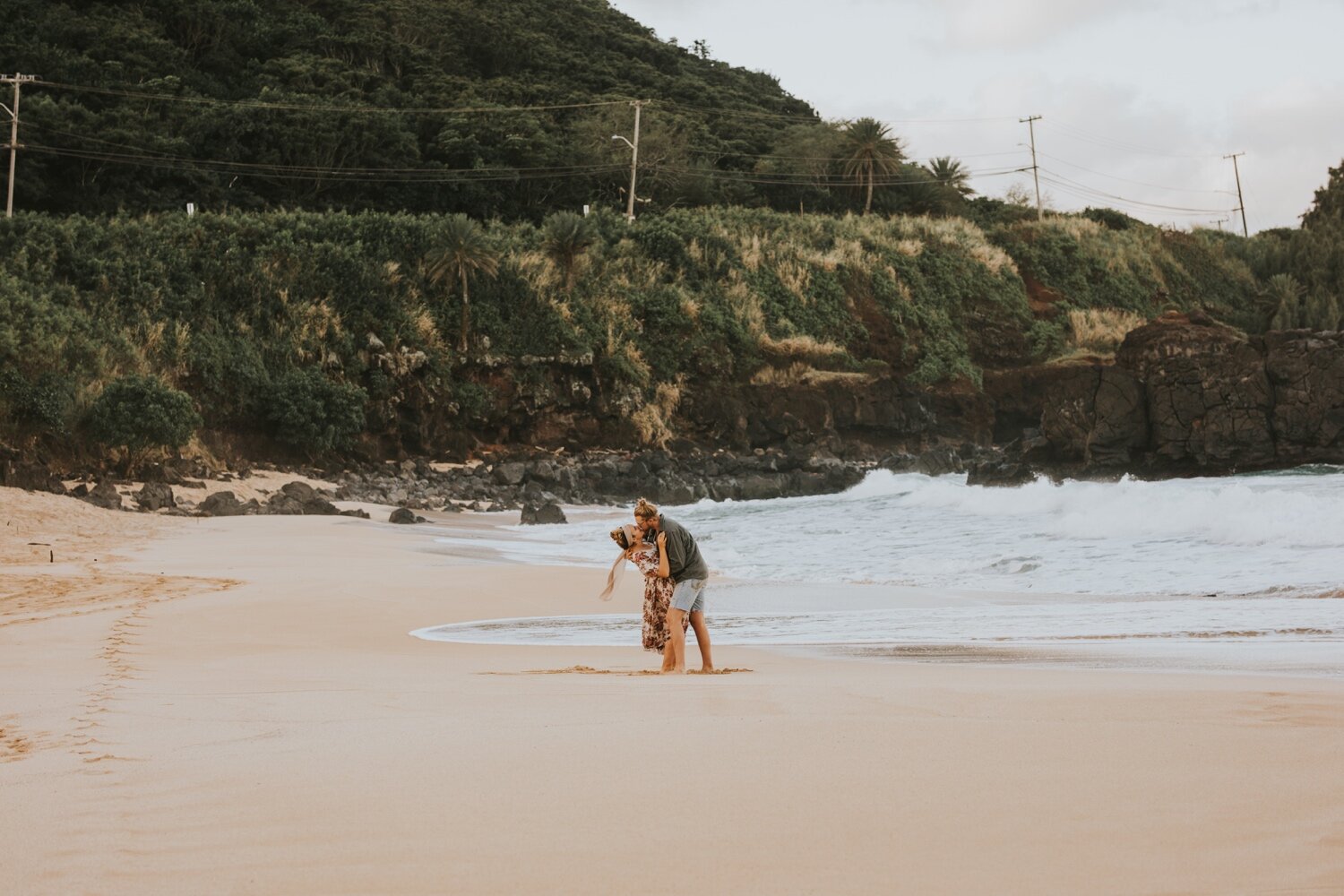 Waimea Valley, Waimea Bay, Waimea Oahu, Waimea Valley Botanical Gardens, Waimea Valley Wedding, Oahu Wedding Photographer, Oahu Couple's Session