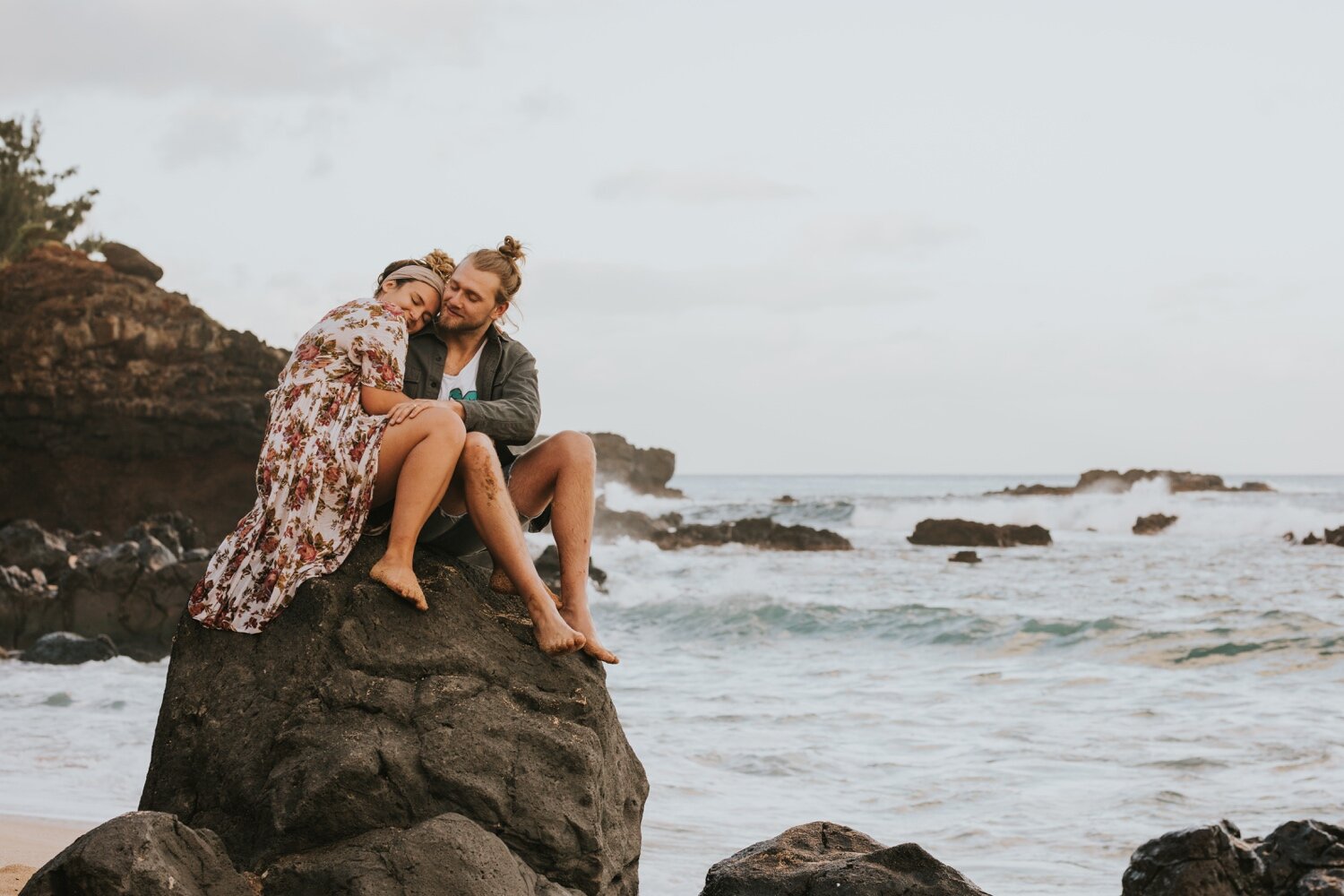 Waimea Valley, Waimea Bay, Waimea Oahu, Waimea Valley Botanical Gardens, Waimea Valley Wedding, Oahu Wedding Photographer, Oahu Couple's Session