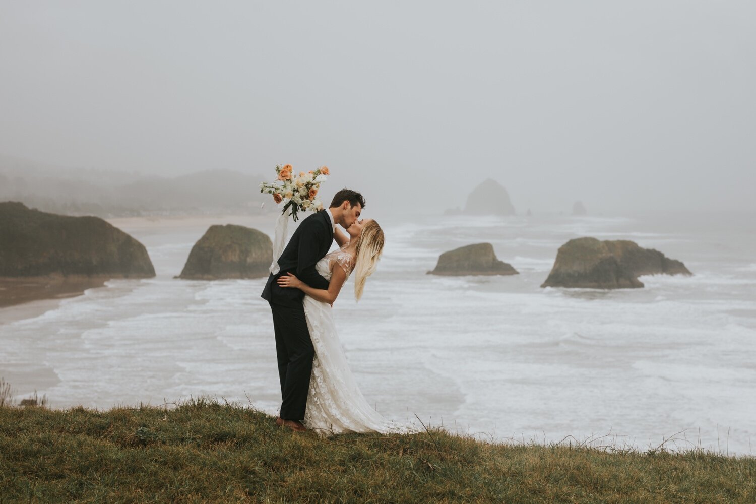 ecola state park, ecola state park wedding, cannon beach wedding, portland wedding photographer, oregon wedding photographer, ecola wedding photographer