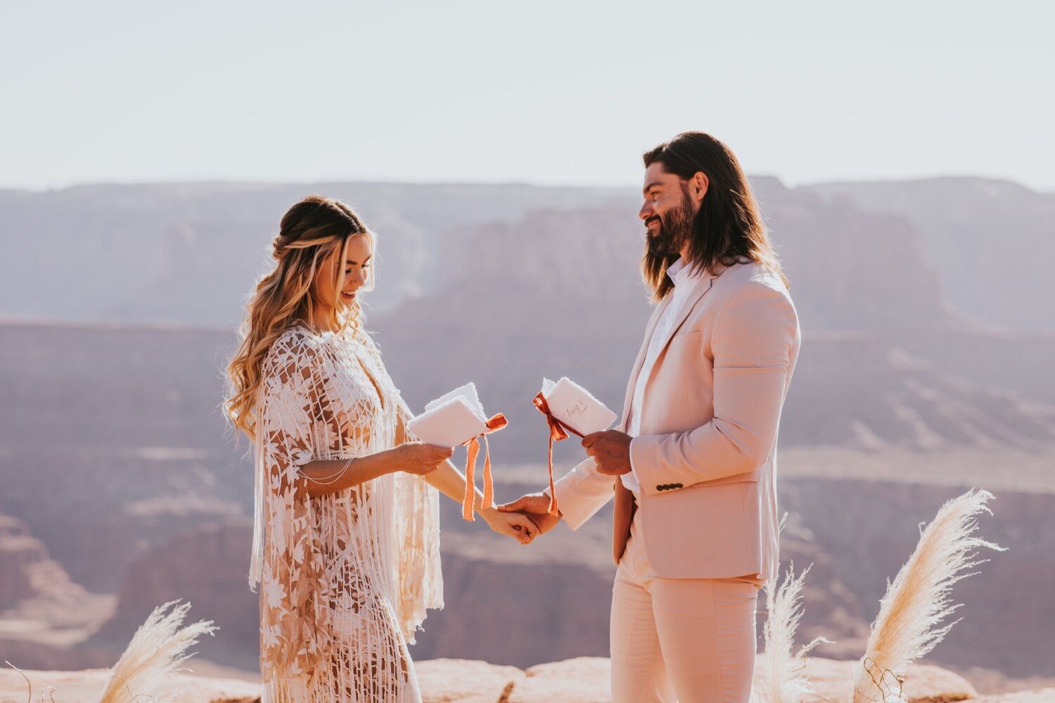 Utah Wedding, Hudson Valley Wedding Photographer, Dead Horse Point Wedding, Utah Wedding, Moab Wedding, Moab elopement, Elopement Inspo