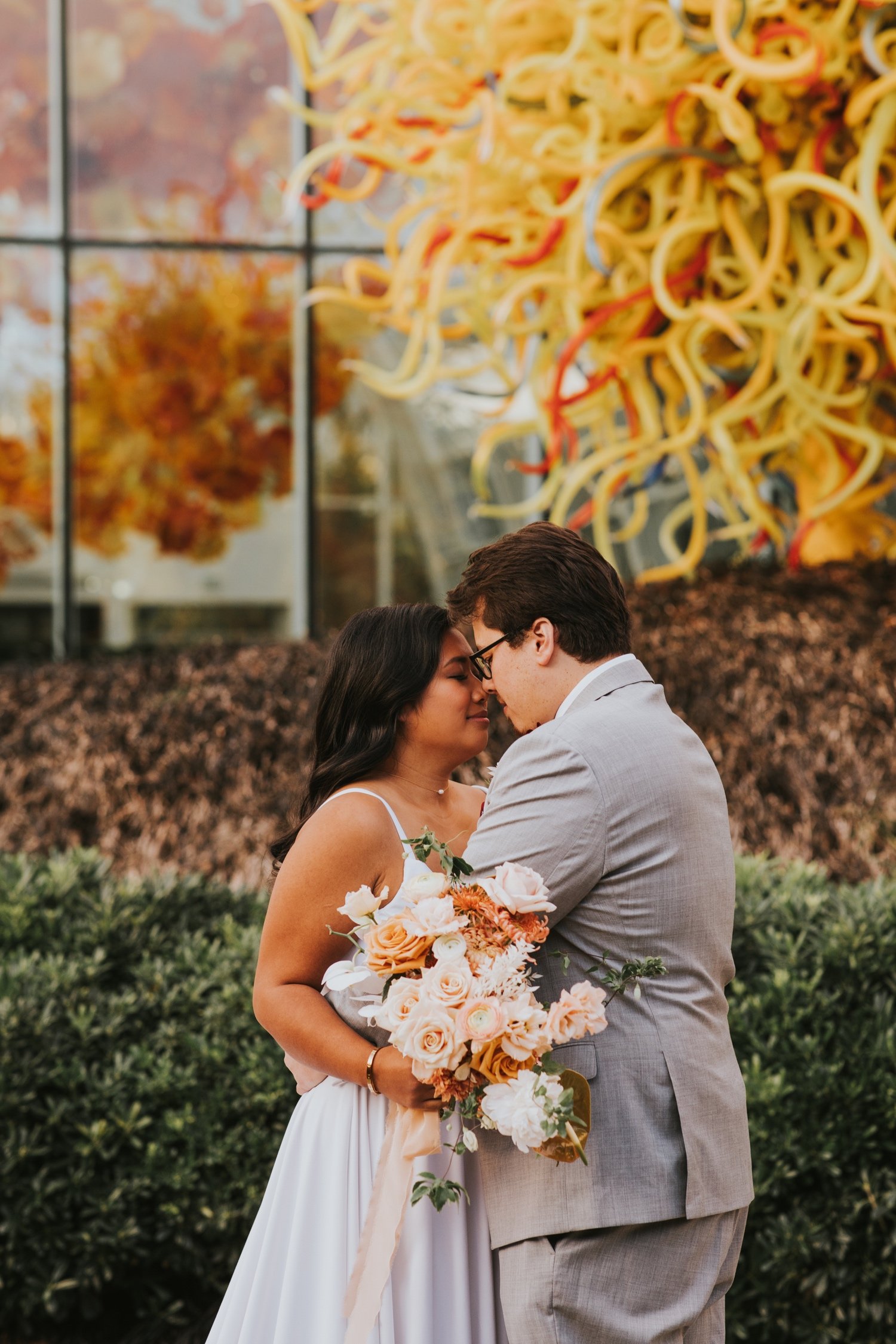 Chihuly Garden and Glass, Hudson Valley Wedding Photographer, Seattle Wedding, Chihuly Wedding, Chihuly Garden and Glass Wedding, Washington Wedding