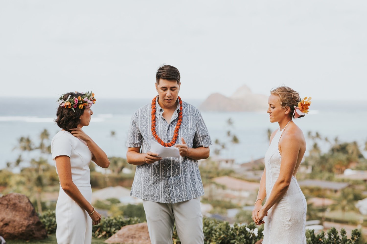 Oahu wedding, oahu wedding photographer, hoomaluhia botanical garden, hoomaluhia botanical garden wedding, hawaii wedding, hawaii wedding photographer