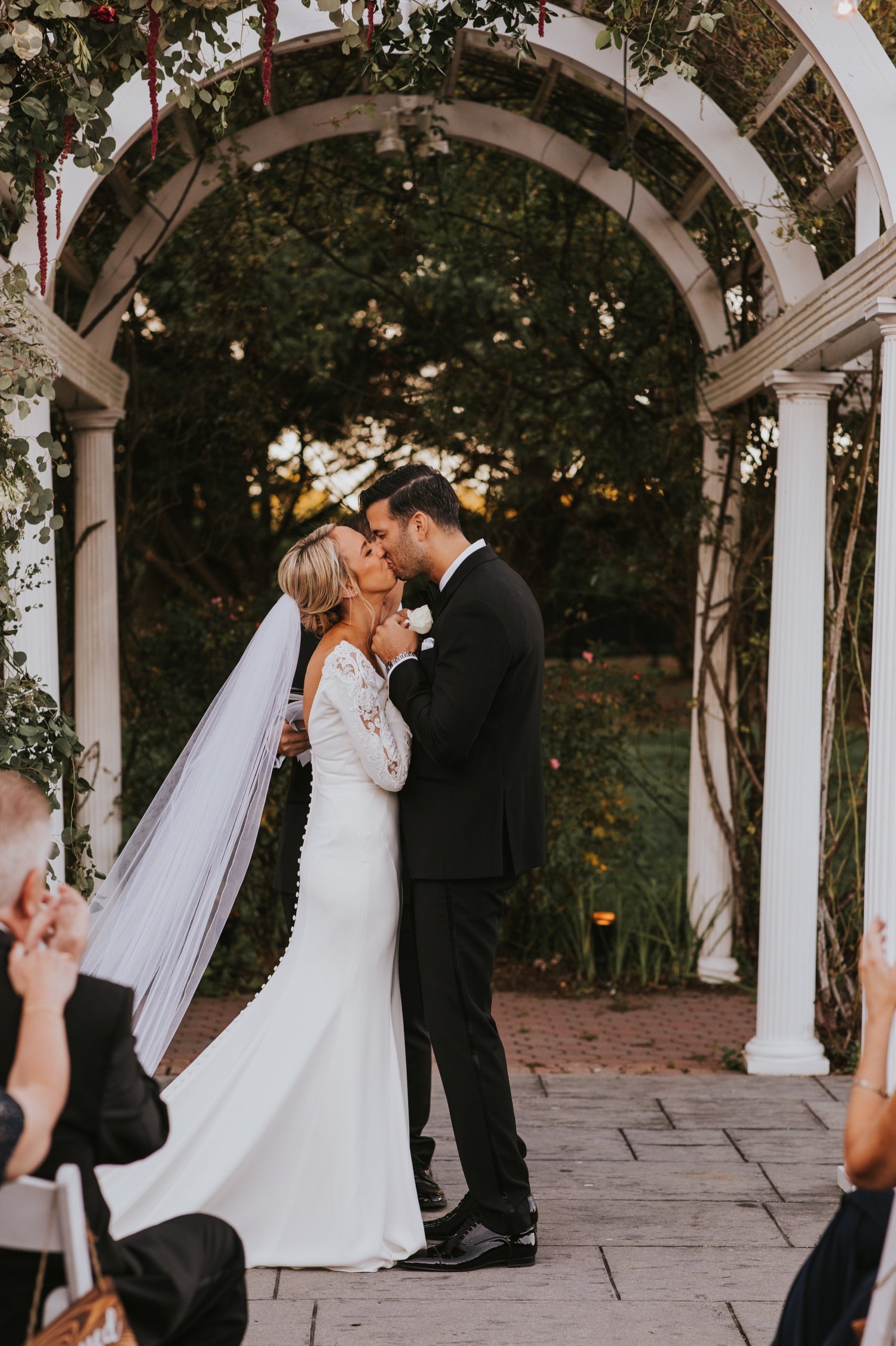 Hamptons Wedding, Hamptons Wedding Photographer, Hudson Valley Wedding Photographer, Hudson Valley Wedding, Vineyards at Aquebogue, Vineyards at Aquebogue Wedding