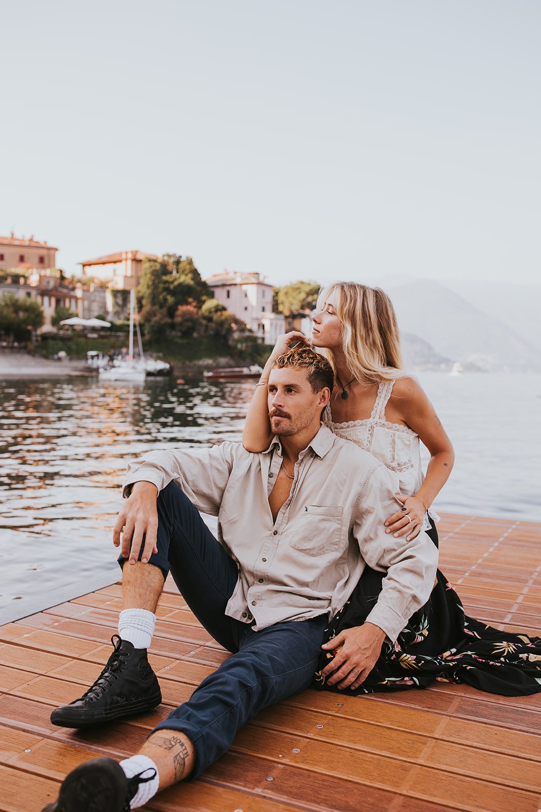 sunrise couples session in varenna, lake como couples session, lake como wedding photographer, lake como engagement photos, varenna wedding photographer, varenna engagement photos