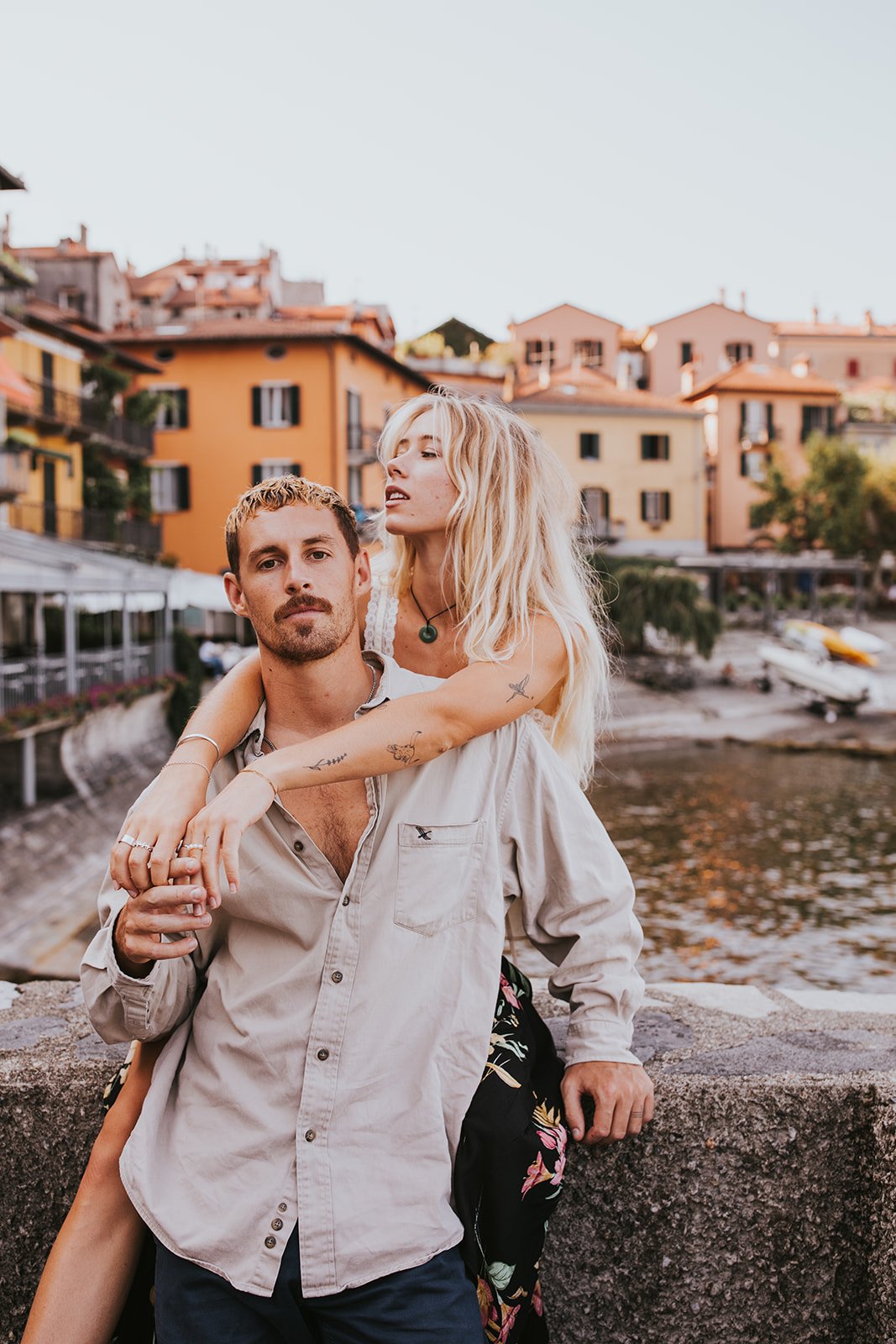 sunrise couples session in varenna, lake como couples session, lake como wedding photographer, lake como engagement photos, varenna wedding photographer, varenna engagement photos