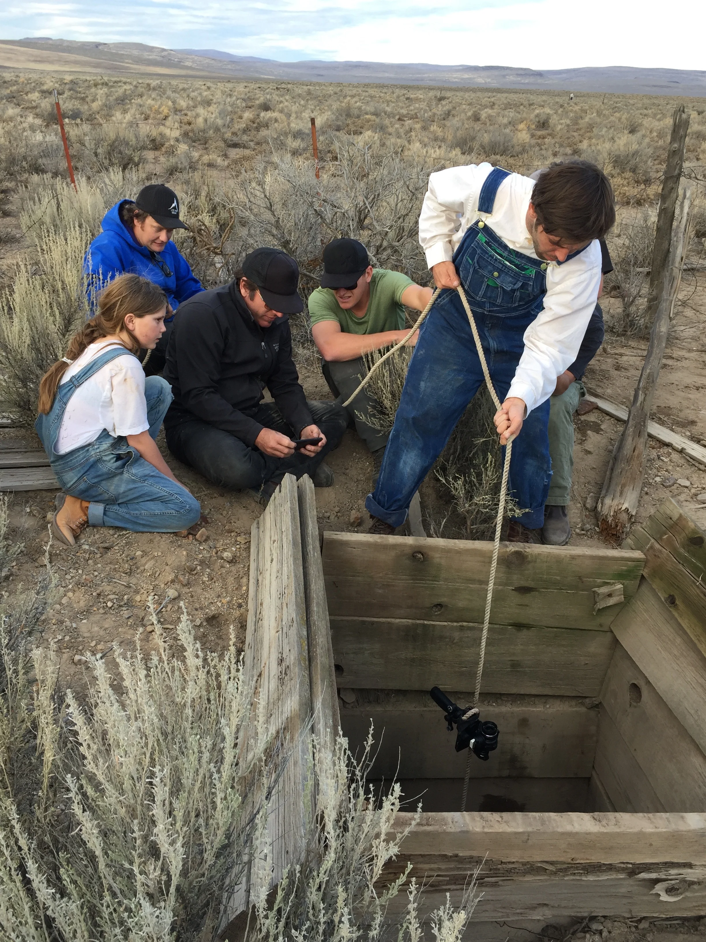The camera goes into the well.
