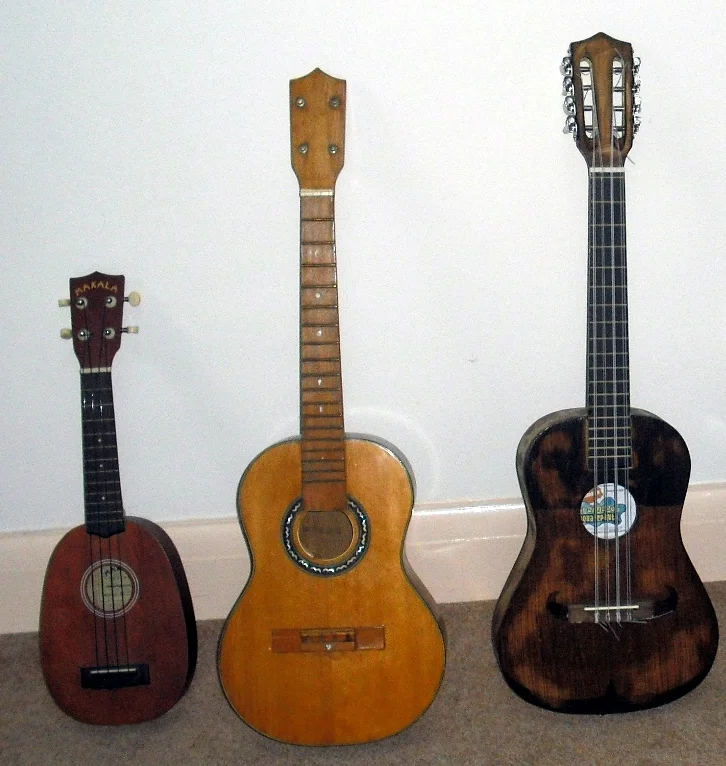 Photo, "3 Ukes" by Emma Dusepo - Own Work, CC BY-SA 3.0 (httpscommons.wikimedia)