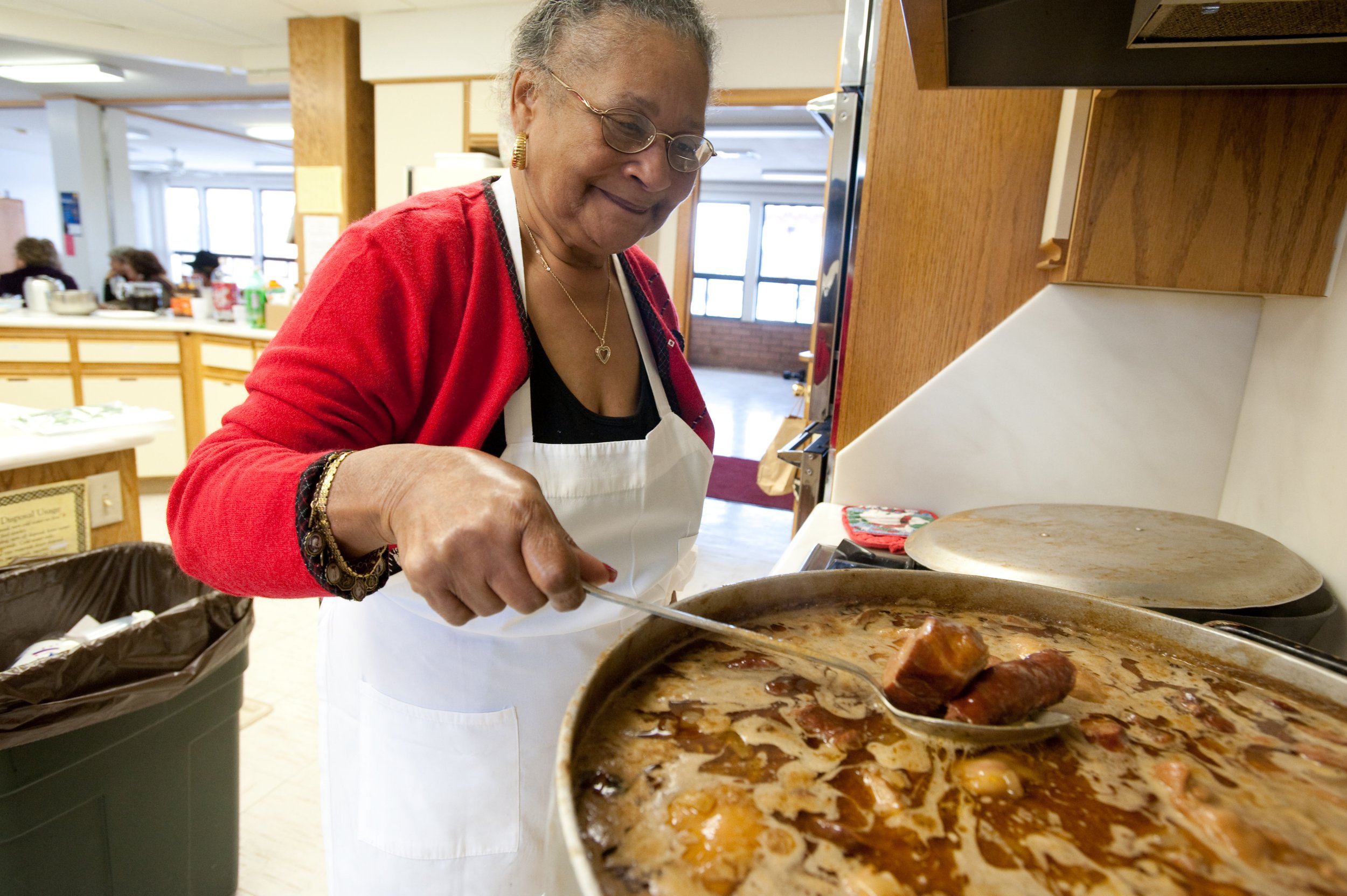 Cooking Workshop: "Creole Cooking Southern Louisiana Style" with Joanne Delafose and Darryl Guillory at the 26th Gathering. Photo by Jessica Brandi Lifland.