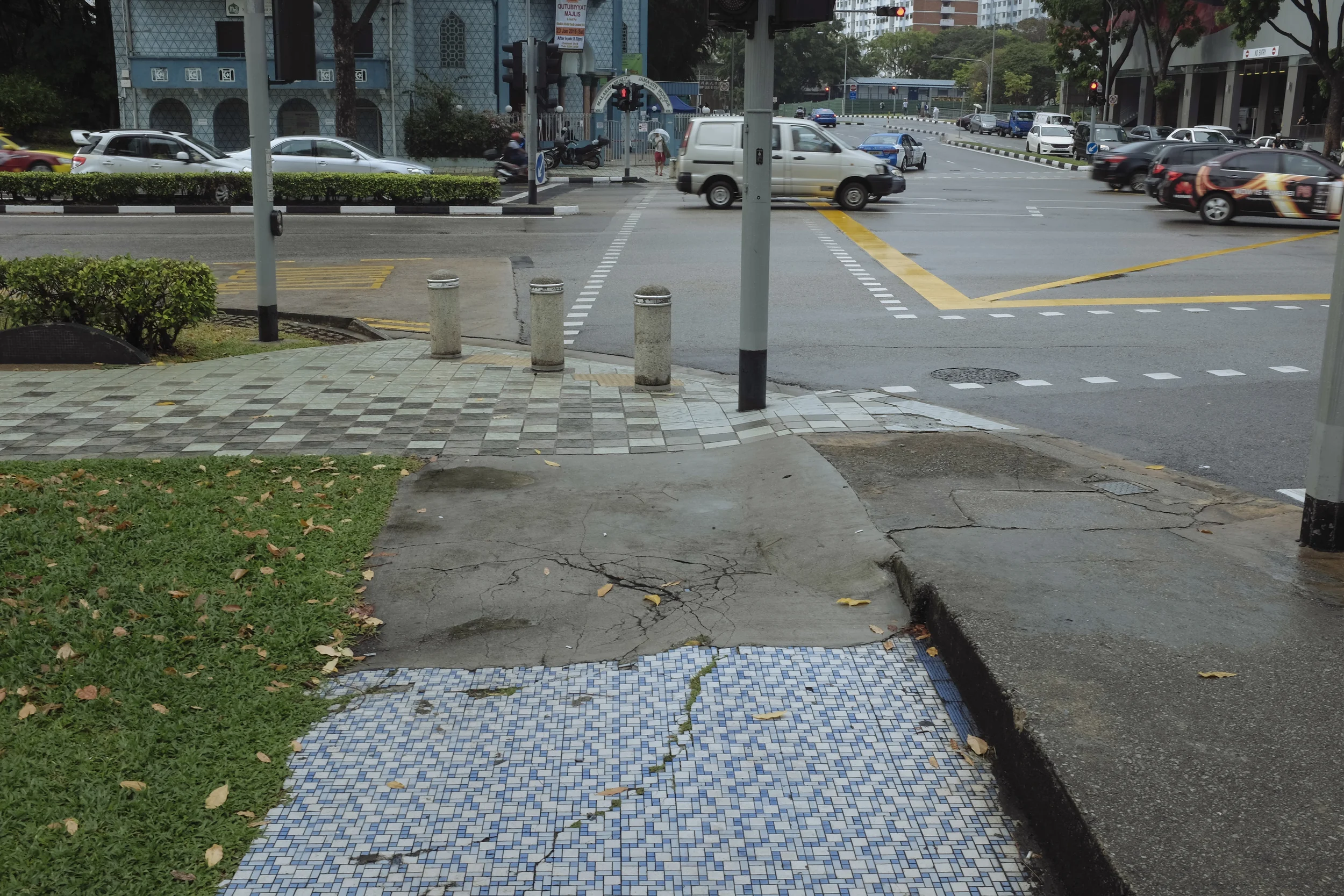Junction of Victoria Street and Jalan Sultan