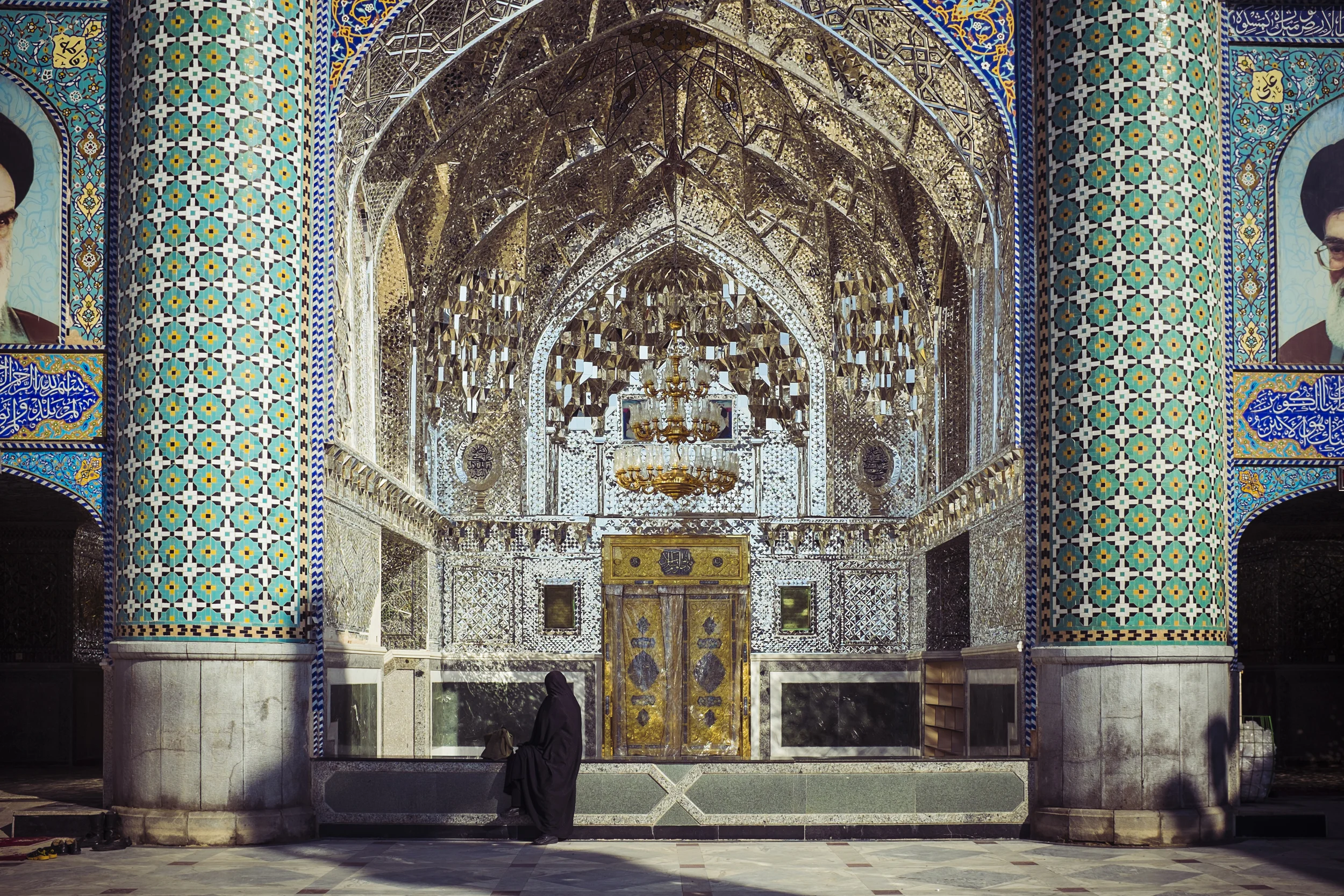      

 
    Khoda Hafez:&nbsp;  May God Be Your Guardian    By  Noor Iskandar ,&nbsp;21 Aug 2016  
 






















         

 
    This morning,&nbsp;    they spoke about you like you are behind a black veil. They spoke about you in tongues