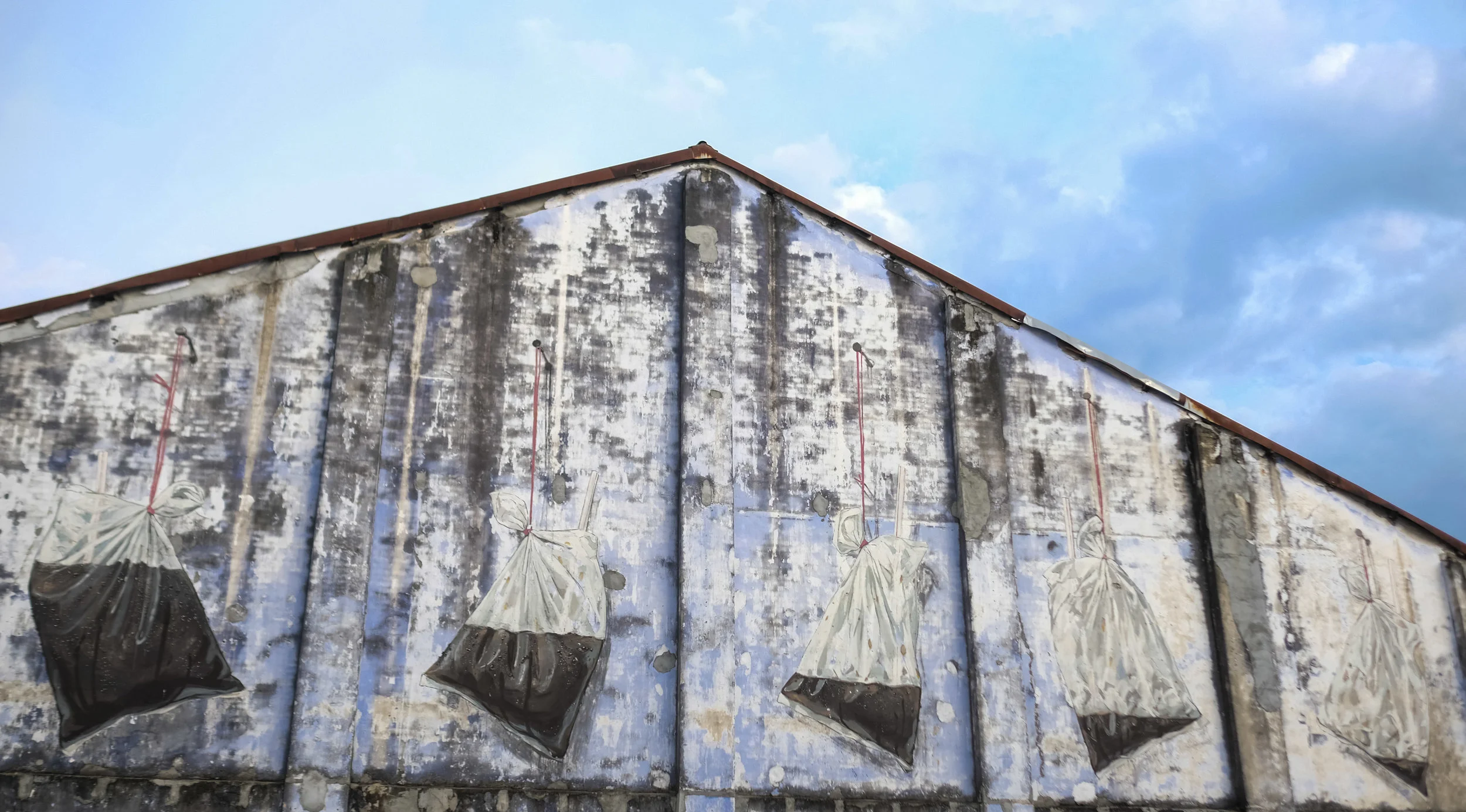      

 
     Inside Ipoh     Text and images by Marc, 19 Feb 2017  
 






















         

 
   Often known more for its food (white coffee, bean sprout chicken, beancurd), Ipoh's real roots lie in the tin-mining industry.&nbsp;From the 