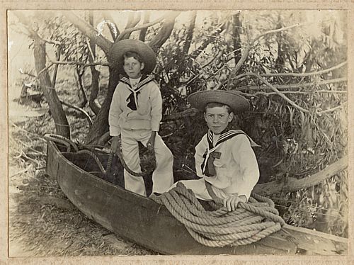 George and his brother Roy as children. (Supplied)