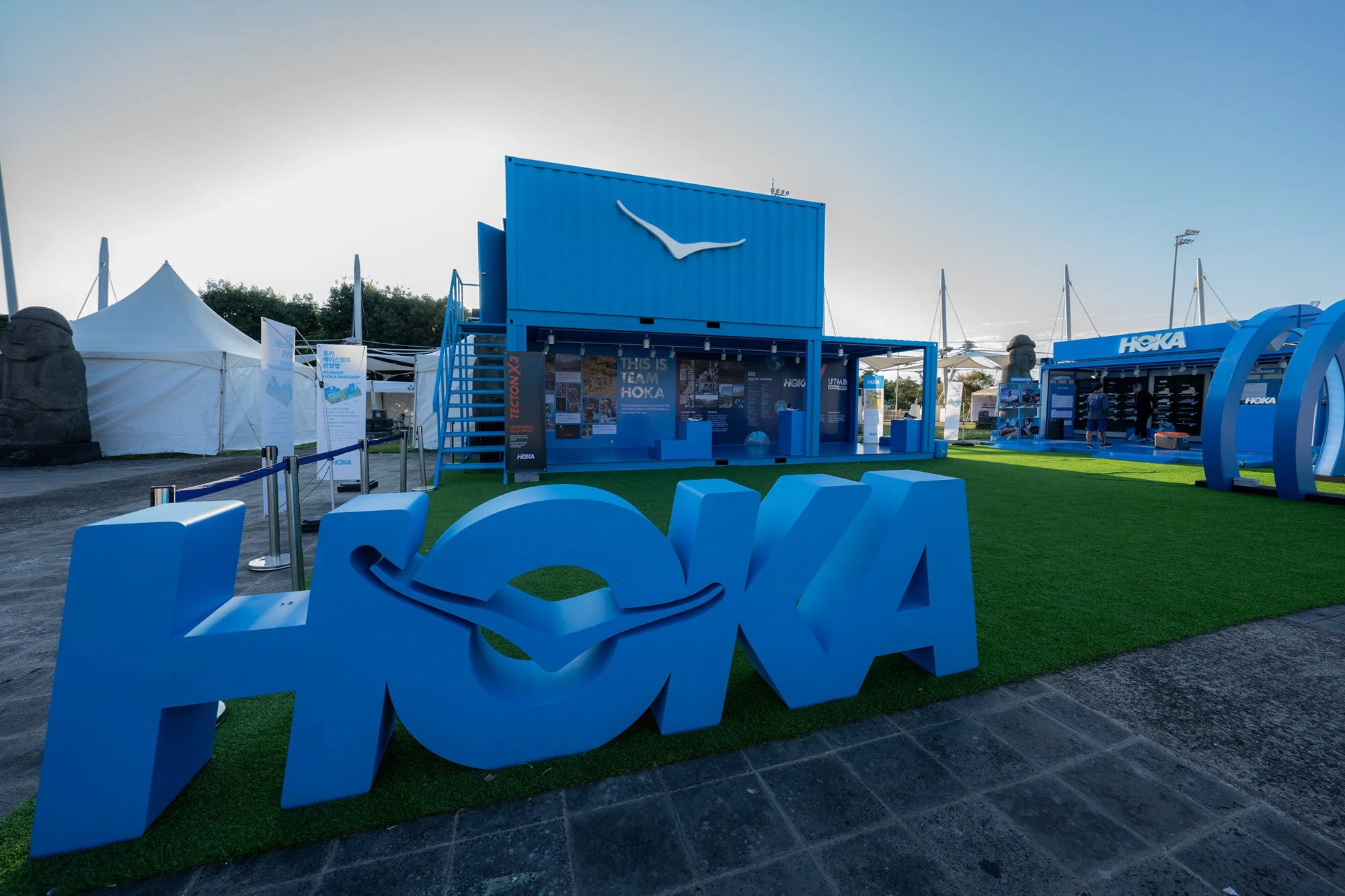 241011HOKA204471.jpg