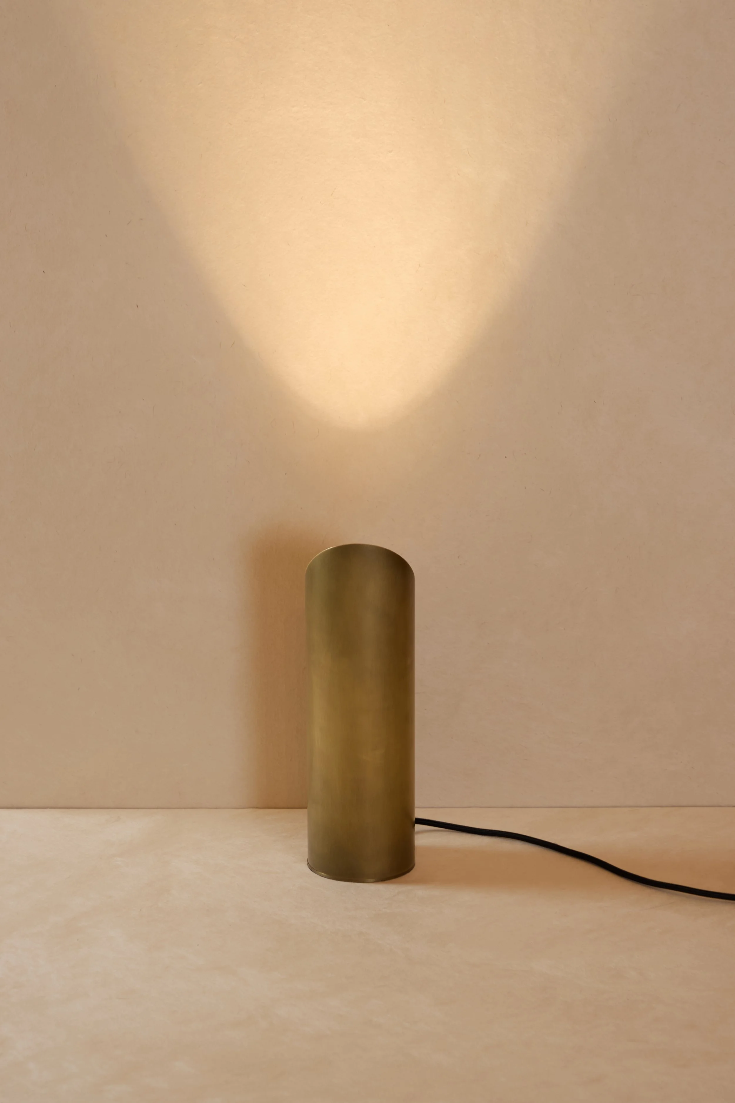 KO_UPLIGHT_PAPER_KO1_07.jpg