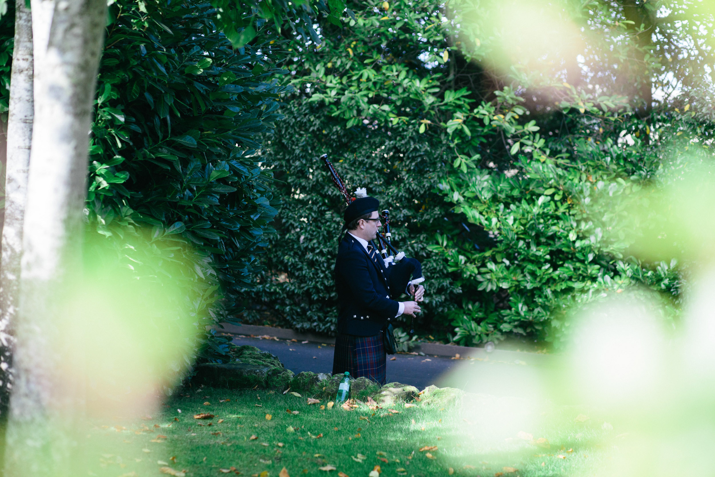 Quirky Wedding Photographer Edinburgh Jupiter Artland -4.jpg
