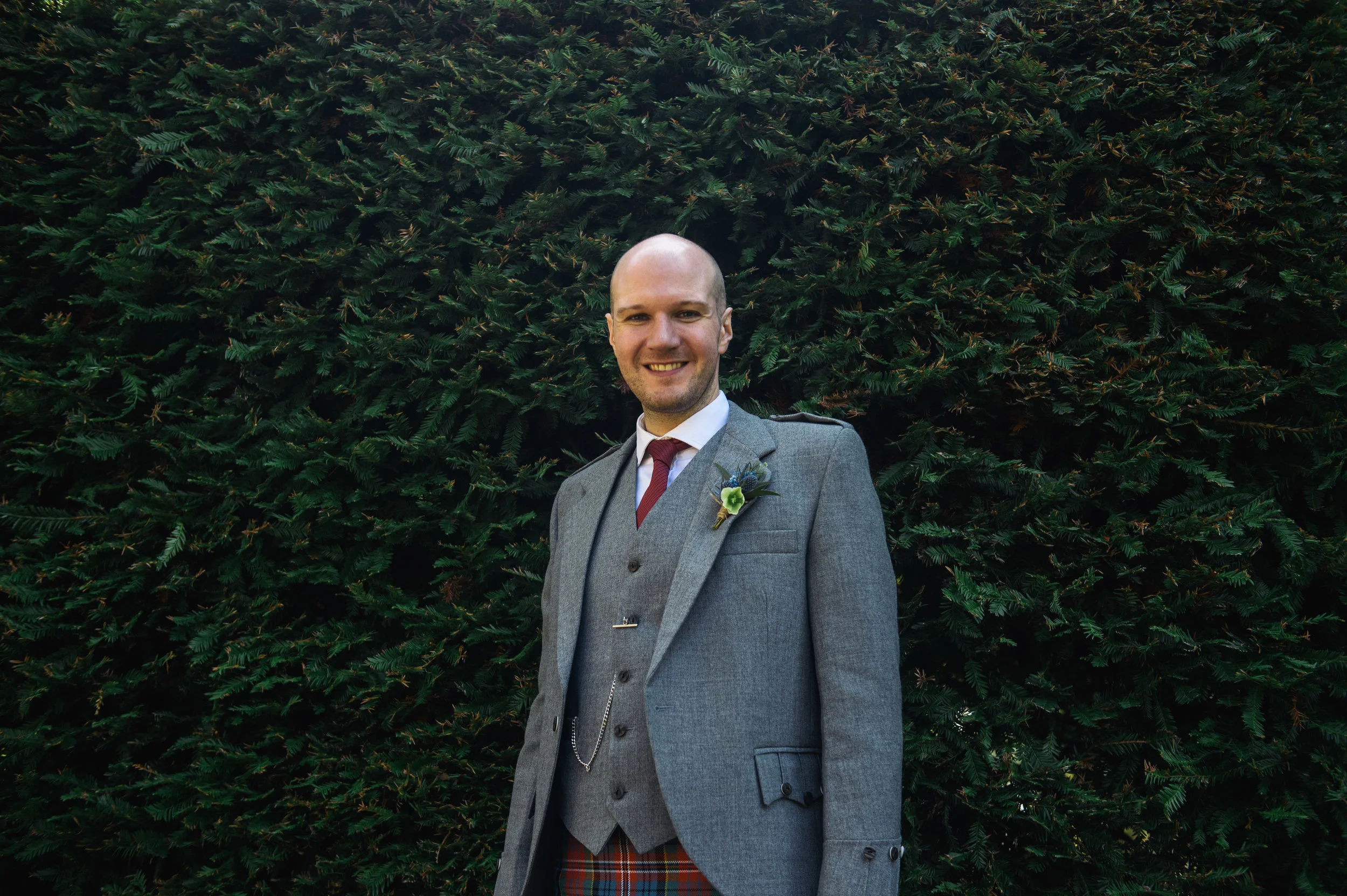 Quirky Natural Wedding Photographer Errol Park 020.jpg