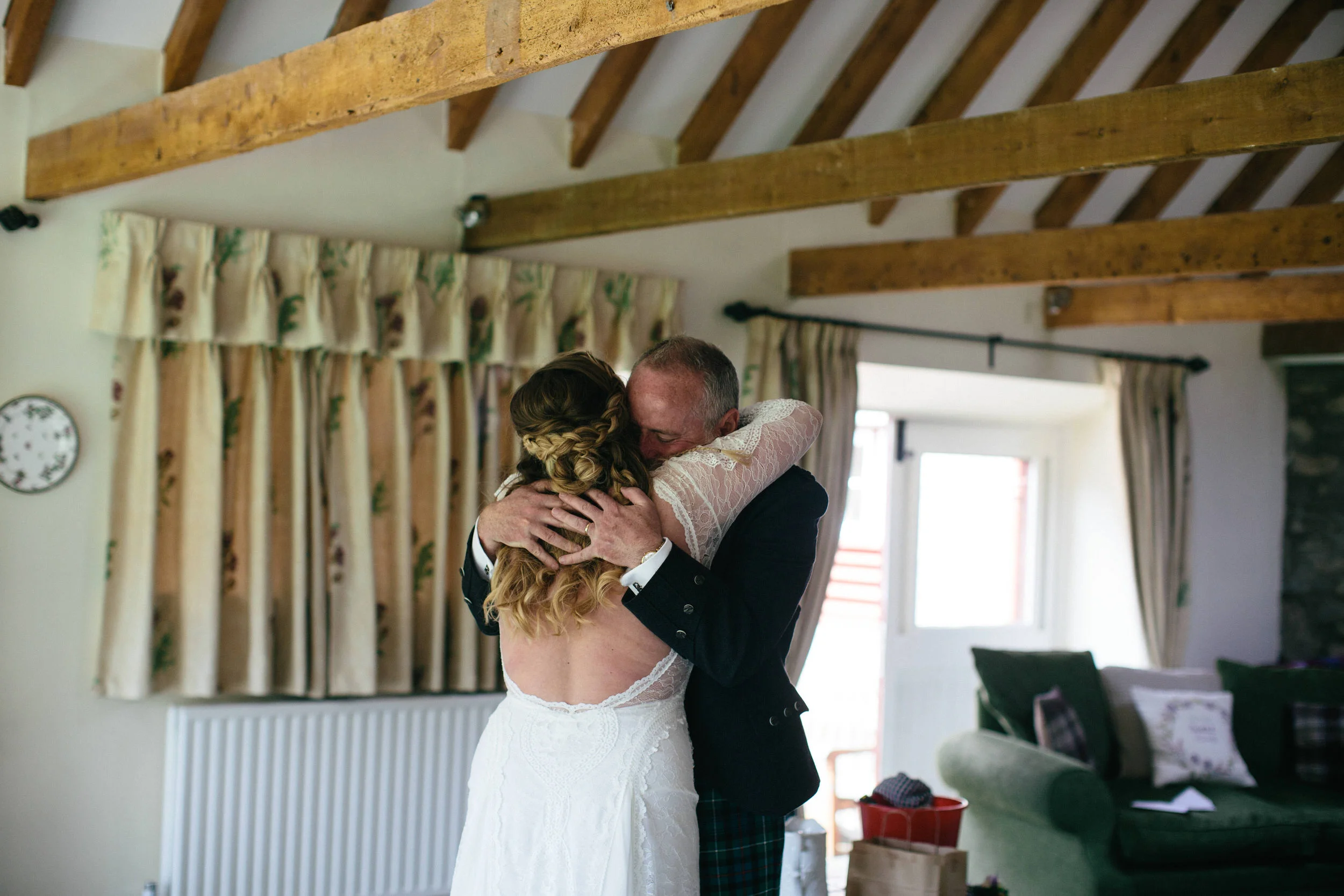 Quirky Wedding Photographer Scotland Glasgow Edinburgh Mirrorbox 010.jpg