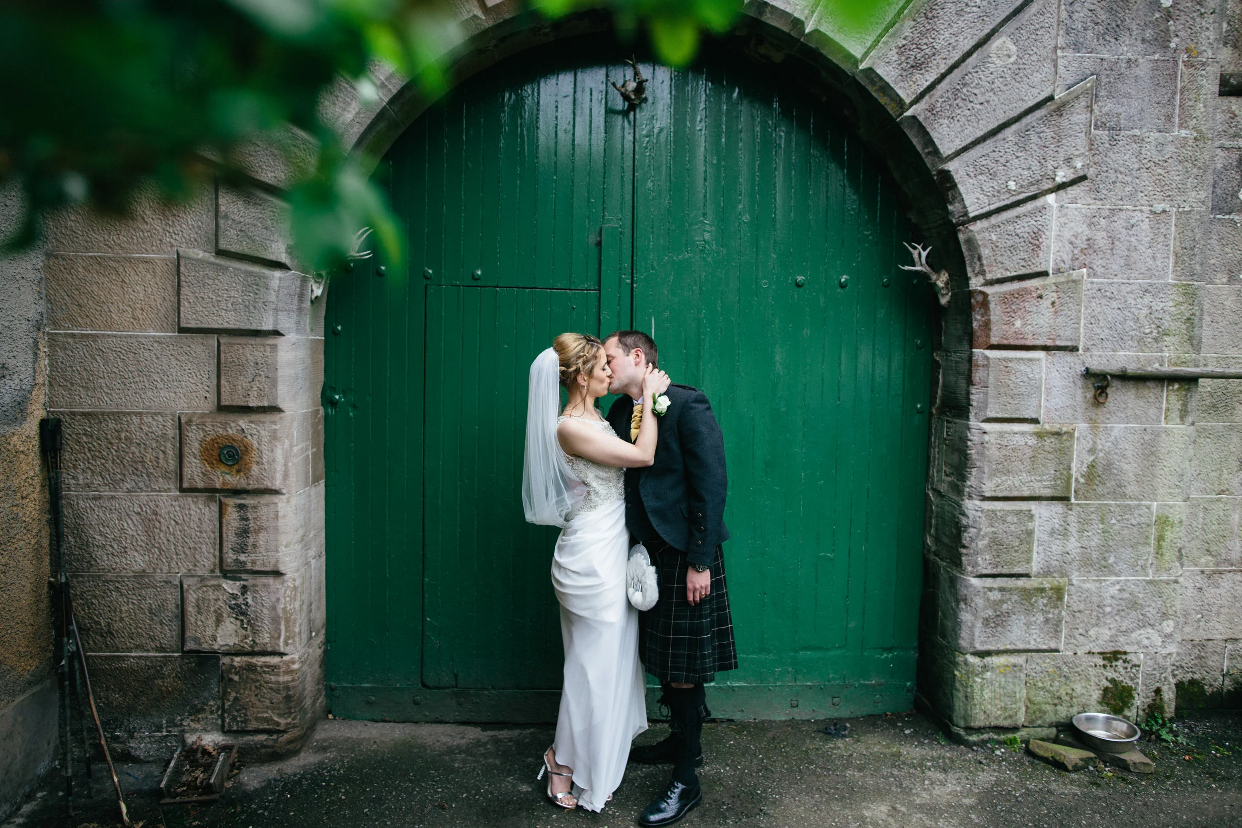 Quirky Wedding Photographer Scotland Glasgow Edinburgh Mirrorbox 089.jpg