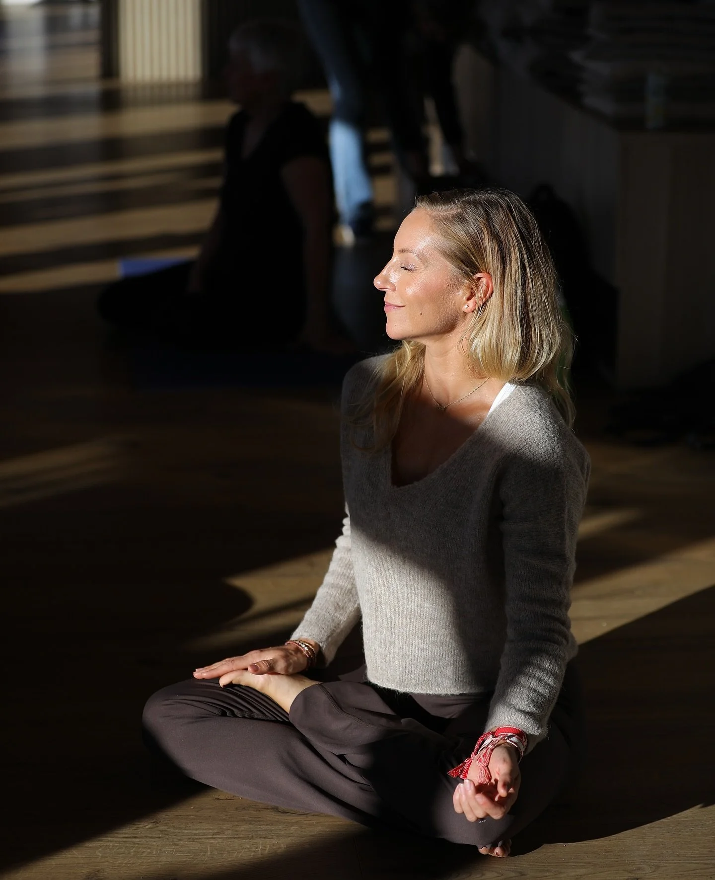 Varje g&aring;ng jag prioriterar bort min lust f&aring;r jag soppatorsk&hellip;

Under skrivandet av Konsten att d&ouml; ung s&aring; sent som m&ouml;jligt blev det tydligt f&ouml;r mig att njutning inte var en lyx utan en n&ouml;dv&auml;ndighet (jag