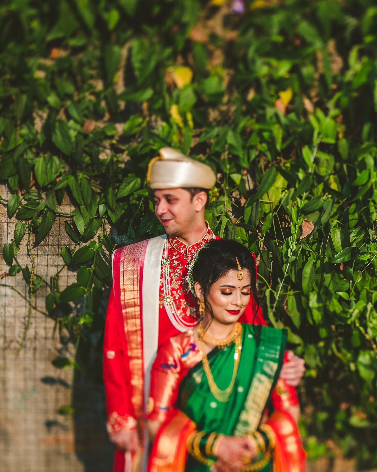 Siddhi &amp; Aniruddh, Pune
A beautiful marathi wedding in Pune
Swipe left for more photos.

Shot by : @theweddingtoast.in 
Venue : @marigoldbanquets_pune 
Shot with : @nikonindiaofficial @nikonasia 

#theweddingtoast #IAmNikon #weddinggoals  #southa