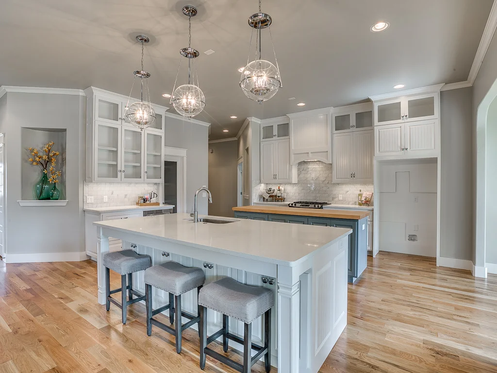 4725 Green Country - Reshoot - MLS-9.jpg