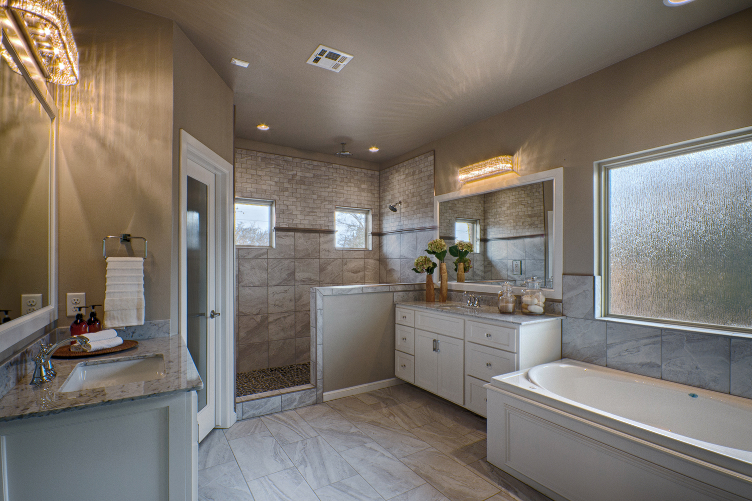 008_Master Bath a.jpg