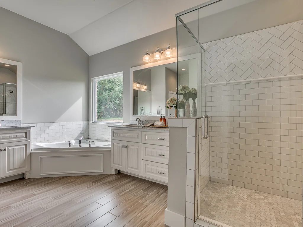 4725 Green Country - Reshoot - MLS-23.jpg