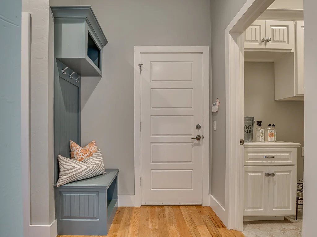 4725 Green Country - Reshoot - MLS-25.jpg