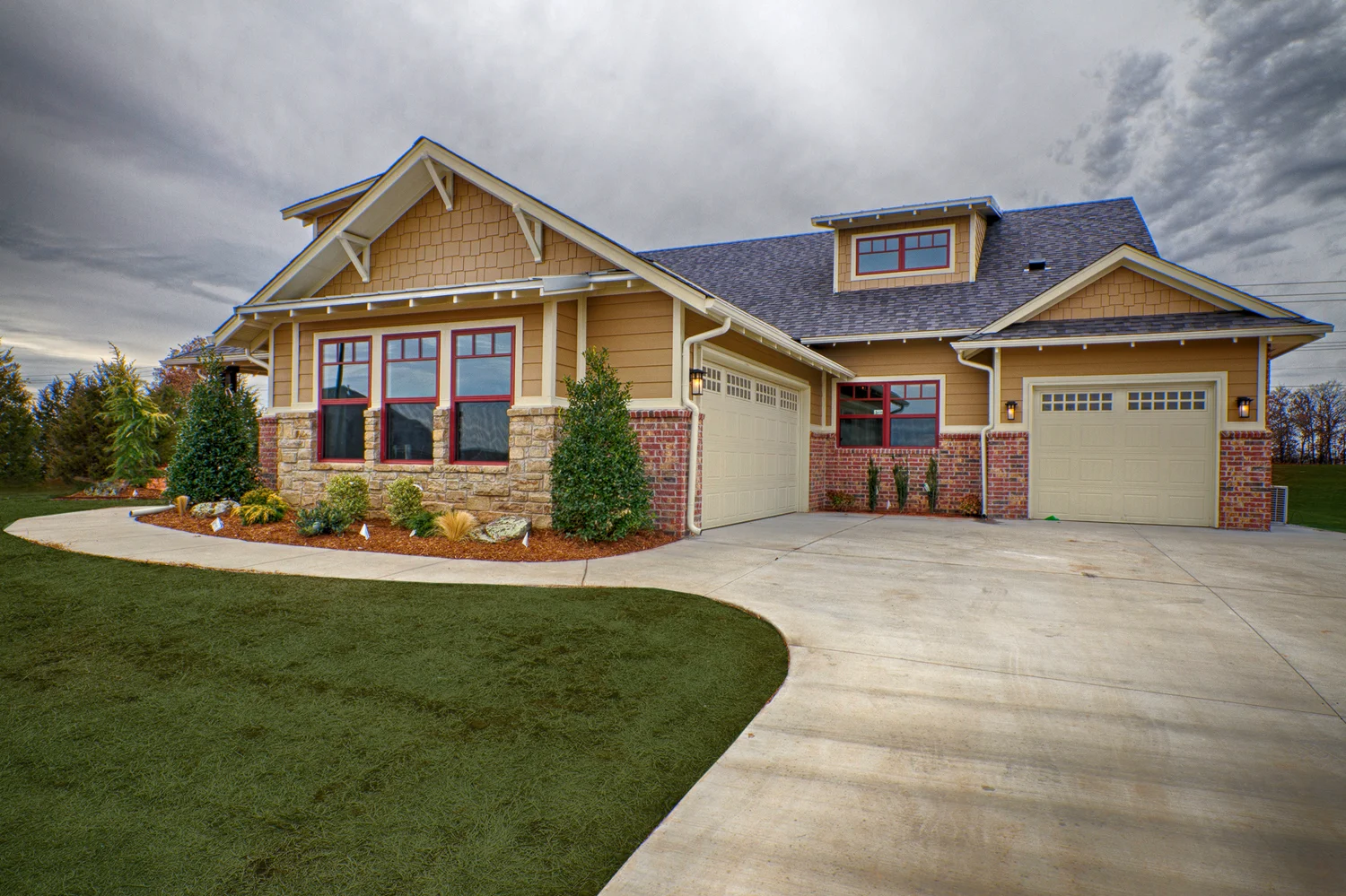 Exteriors Gallery — McGregor Homes