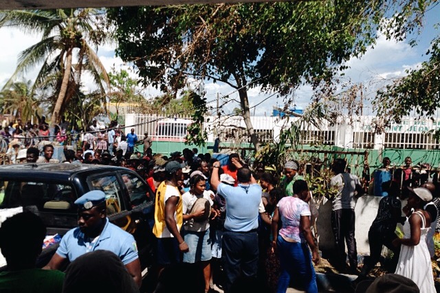 The crowd waiting for voucher cards 